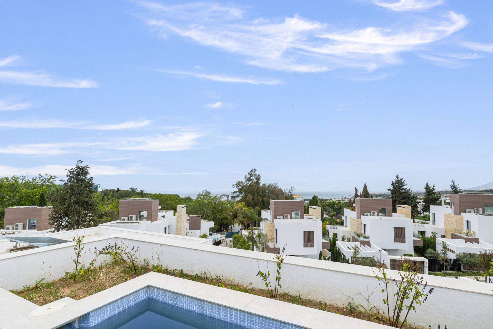 Exquisite Contemporary Villa in Exclusive La Fuente, Marbella — photo 16