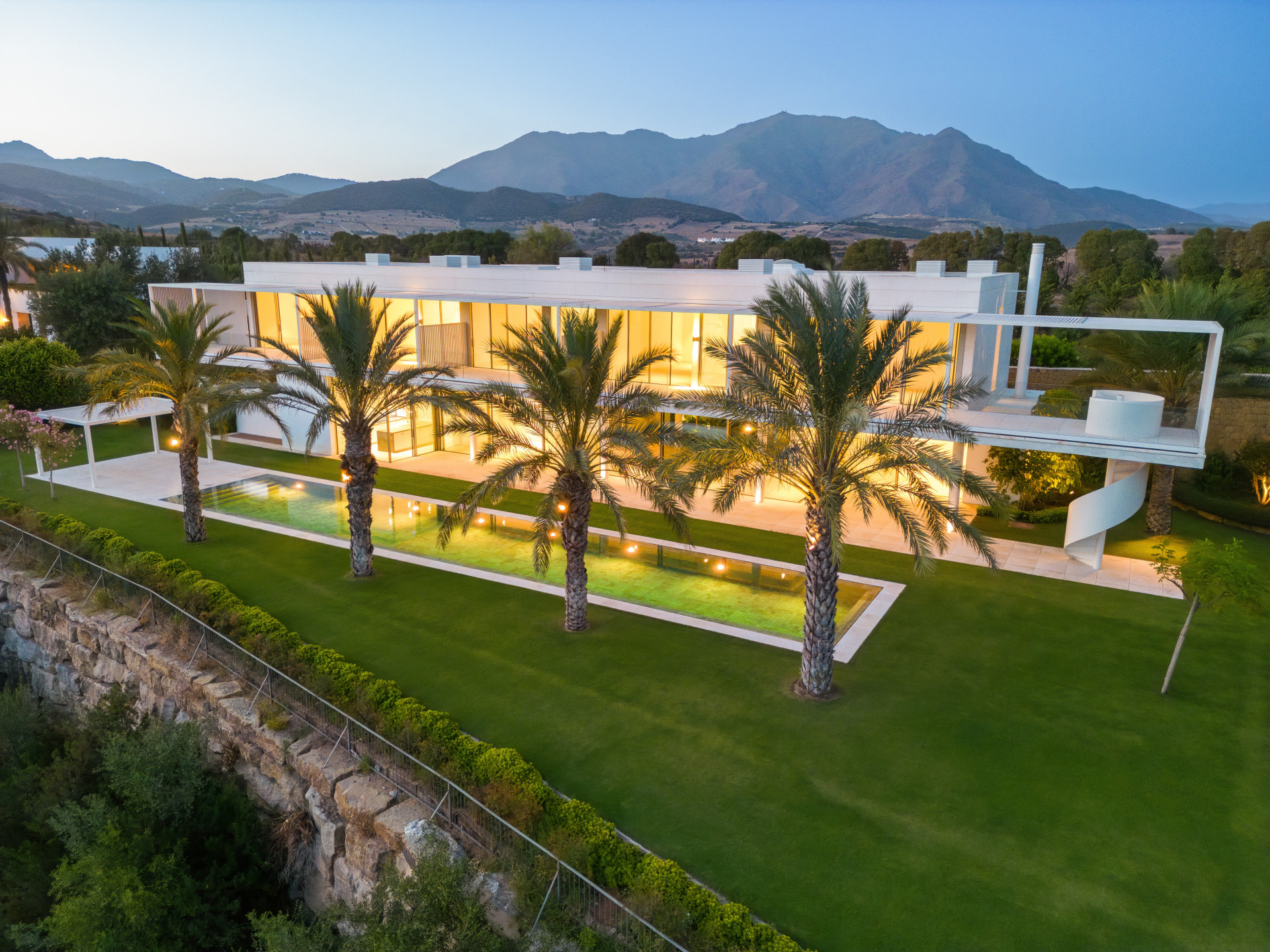 Ultra-moderne Luxusvilla mit Panoramablick in Finca Cortesin, Casares — Foto 26