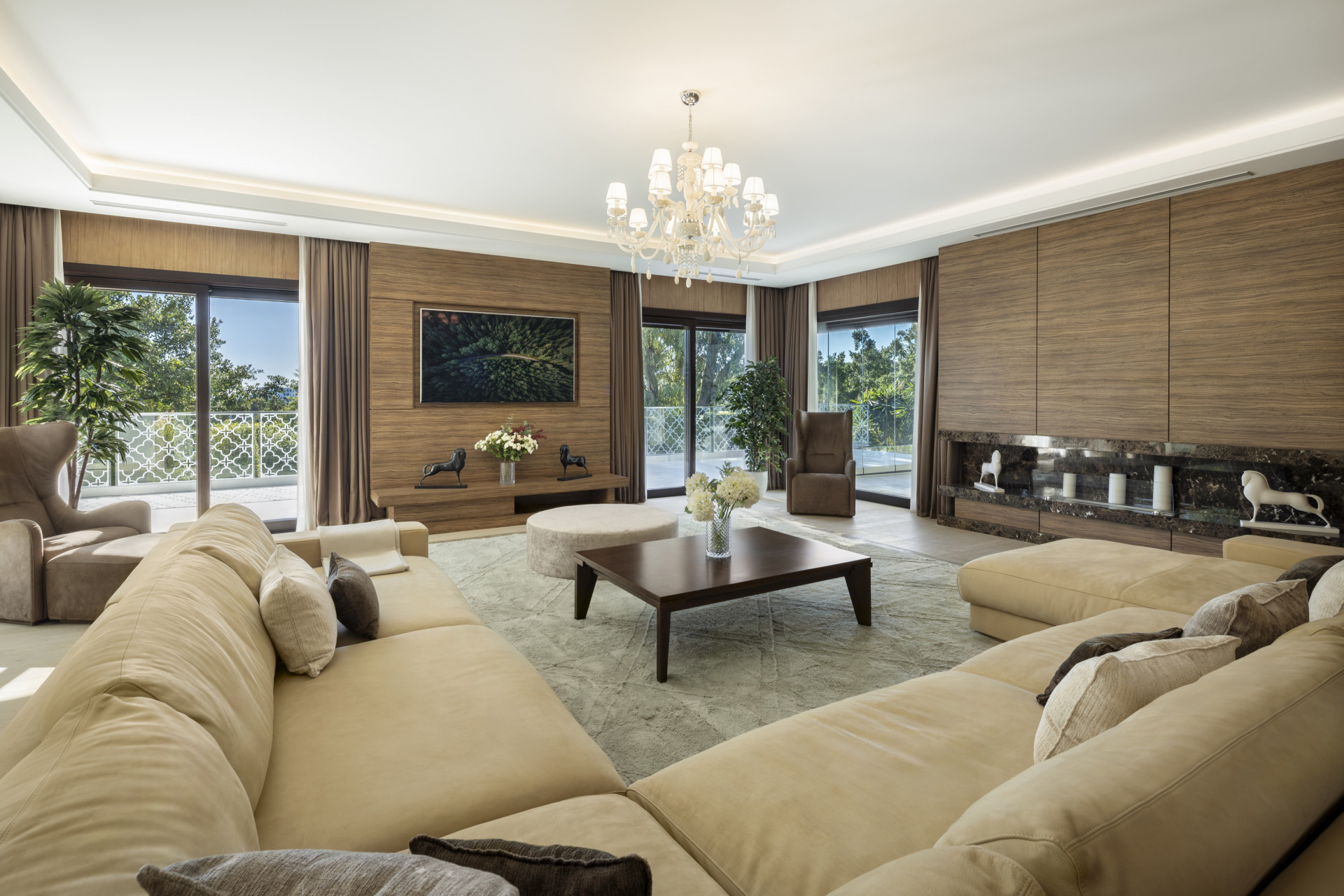 Exquisite Frontline Golf Villa in Nueva Andalucia — foto 3