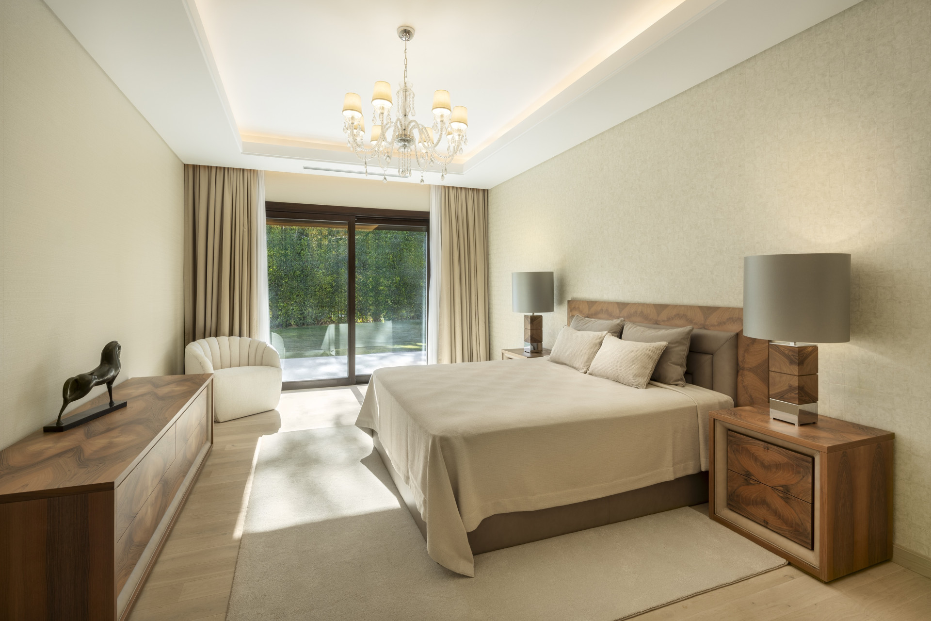 Exquisite Frontline Golf Villa in Nueva Andalucia — foto 12