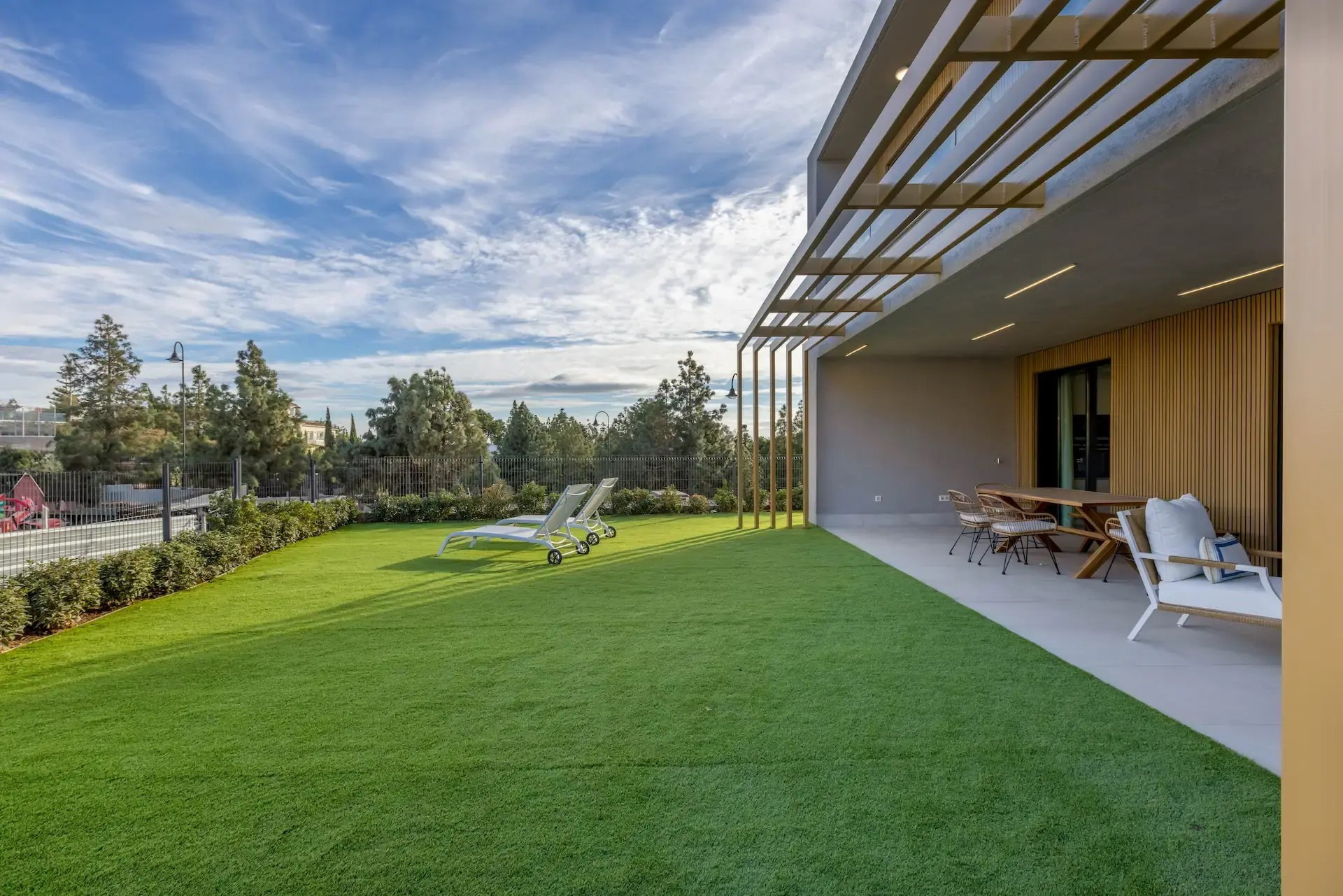 Geavanceerd nieuwbouw herenhuis in El Chaparral, Mijas Costa — foto 16