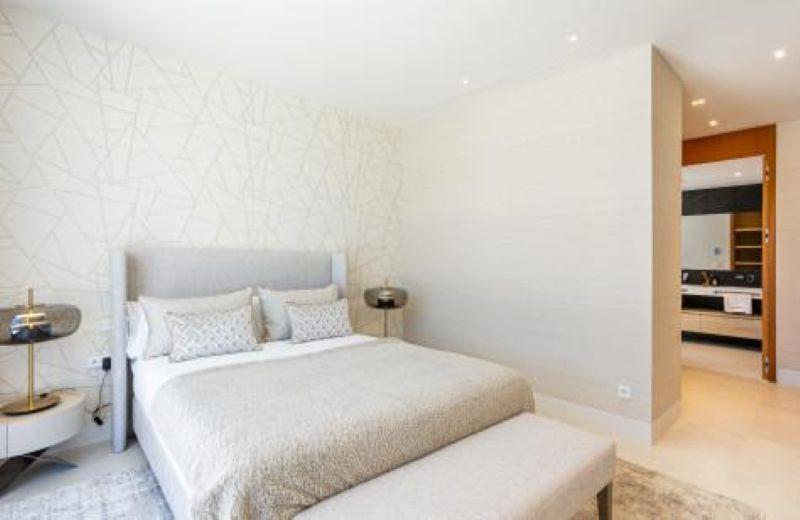 Lujosa Villa contemporánea en El Paraíso, Estepona — foto 18