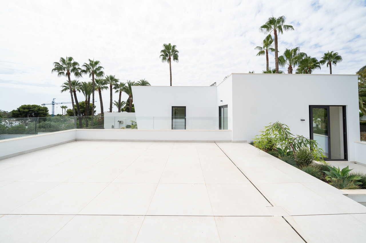 Lujosa Villa contemporánea en El Paraíso, Estepona — foto 32
