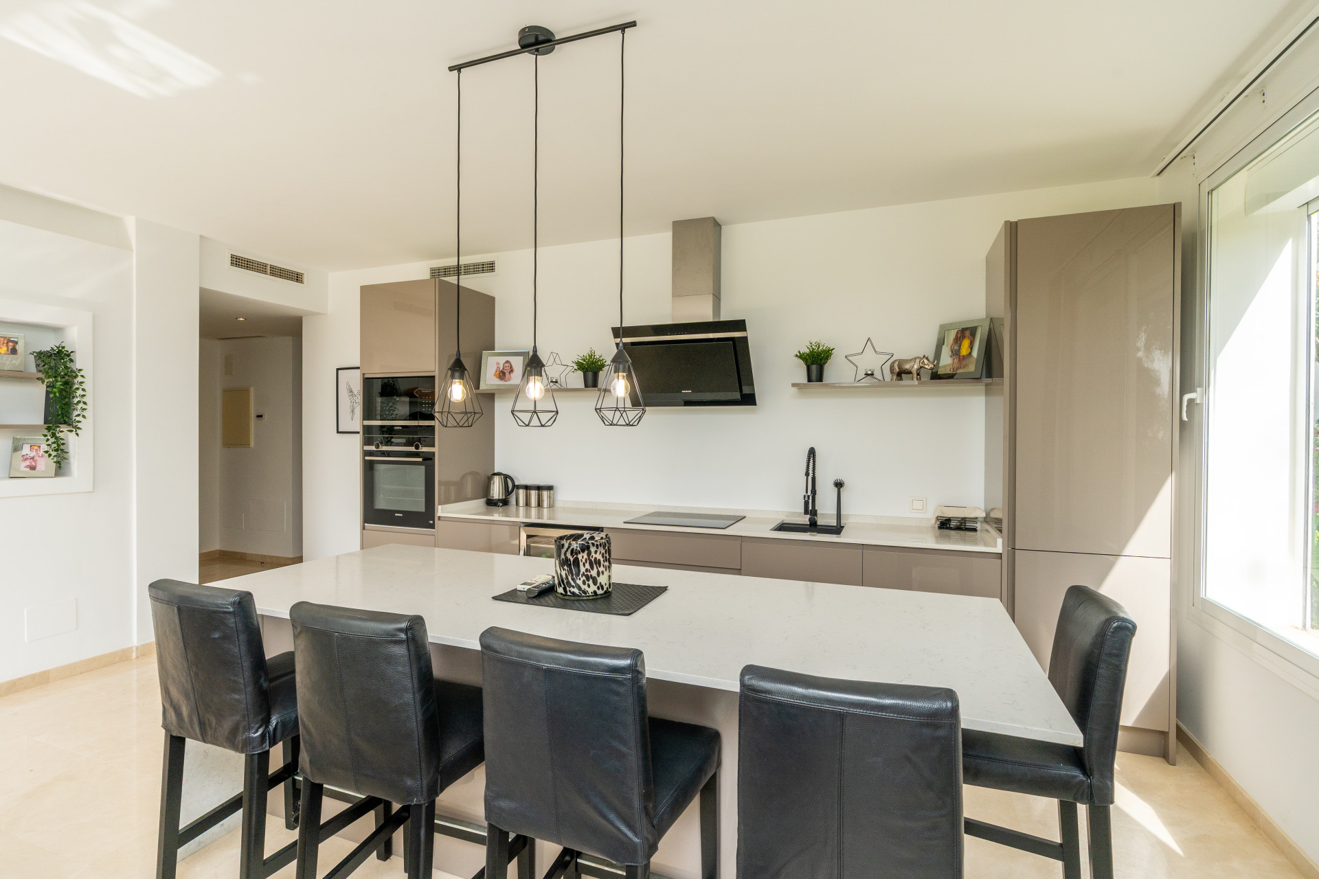 Luxuriöse Erdgeschosswohnung in Alcazaba Lagoon, Casares — Foto 7