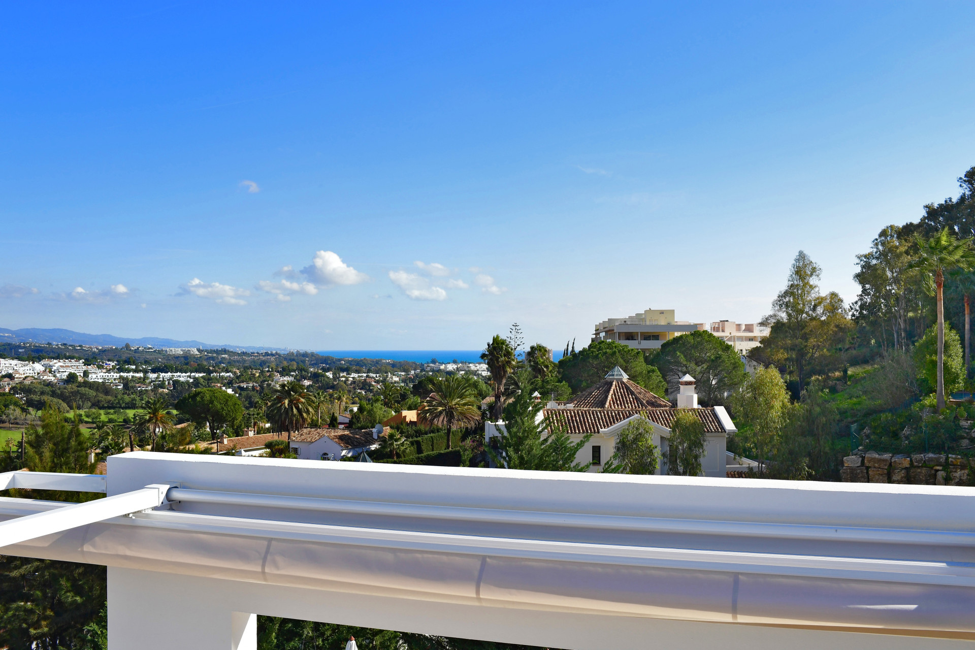 Luxurious 7-Bedroom Villa in Nueva Andalucia's Golf Valley — foto 55