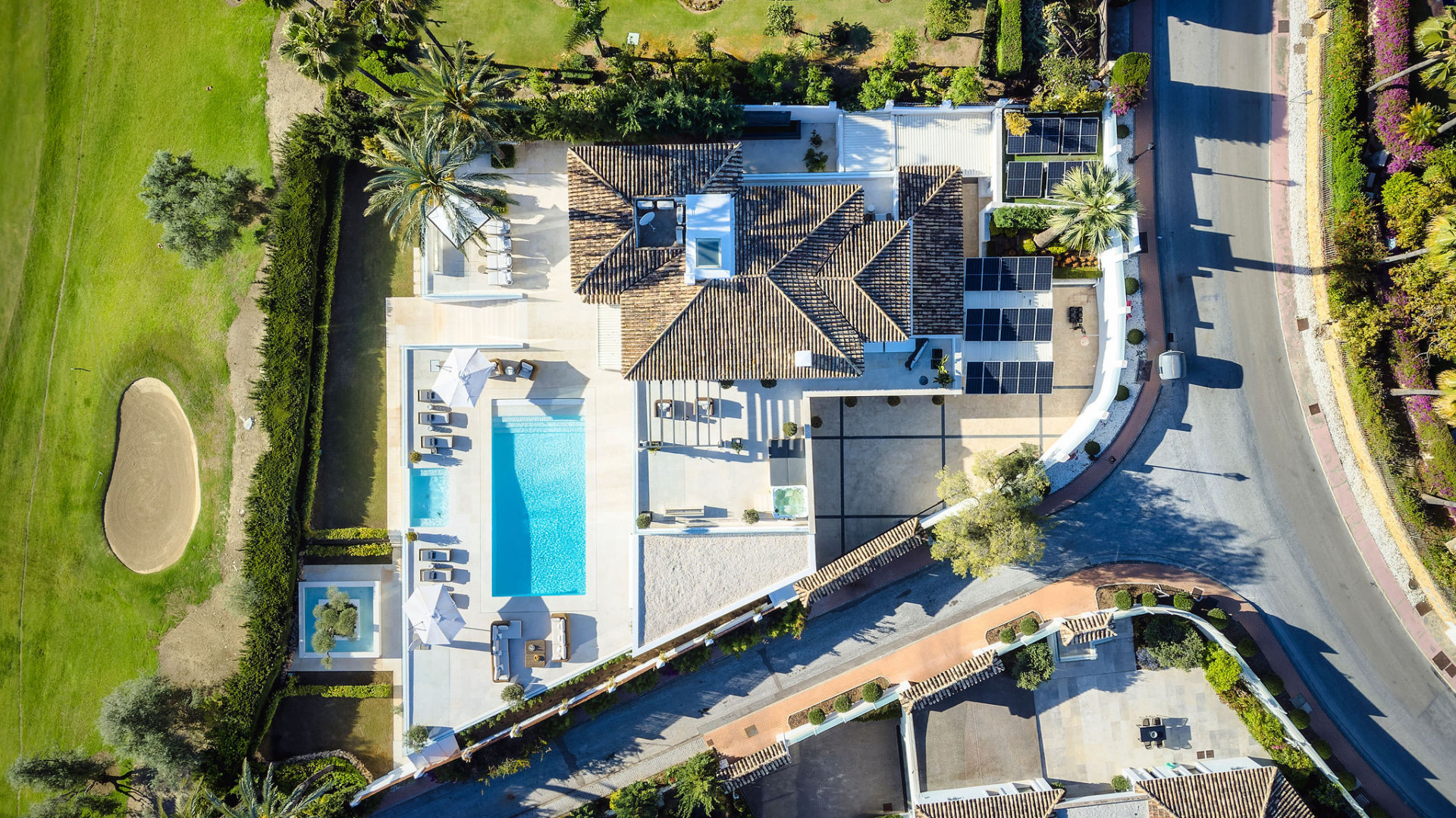 Luxuriöse Golf Villa in Los Naranjos, Nueva Andalucia — Foto 41