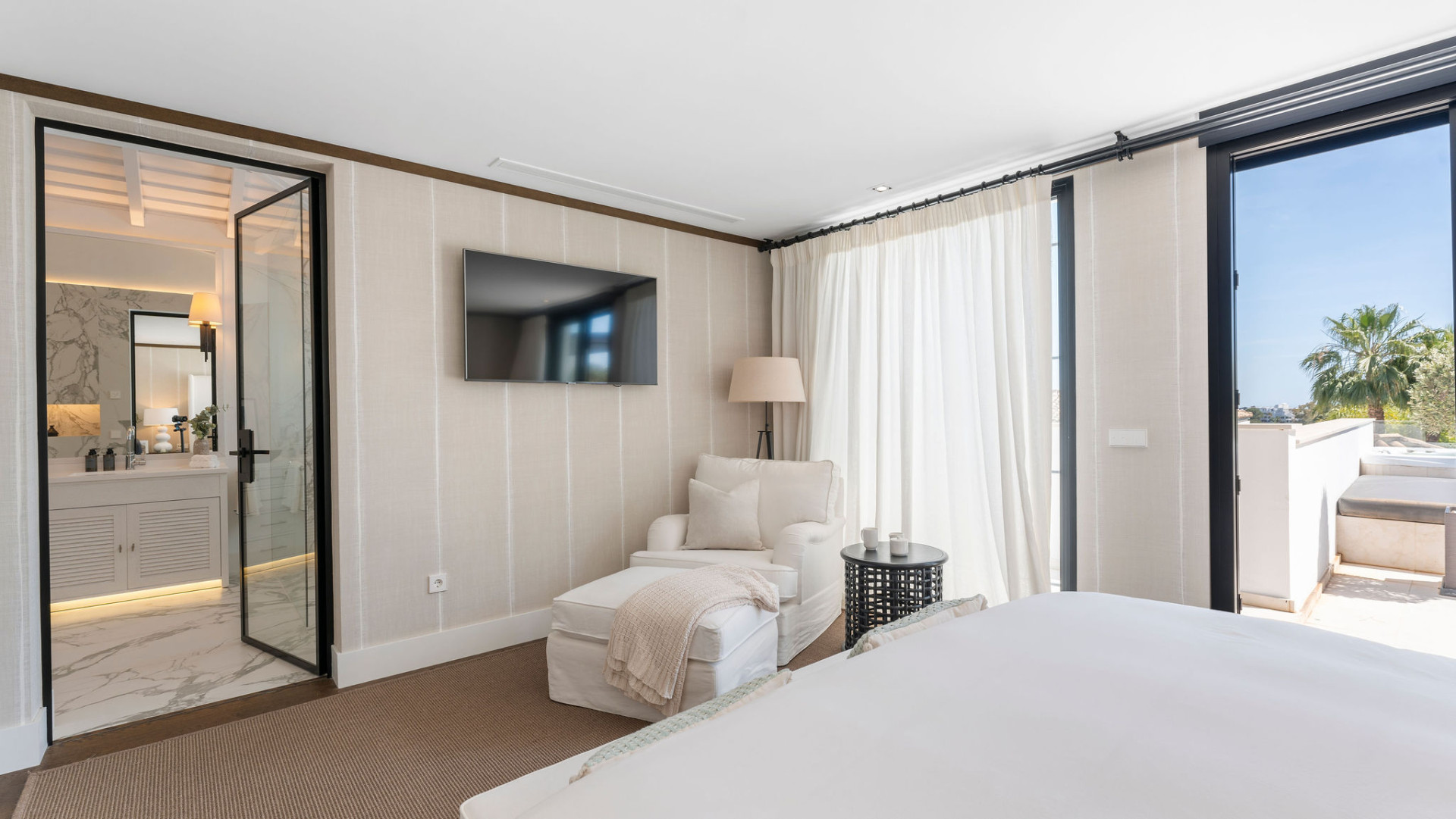 Luxuriöse Golf Villa in Los Naranjos, Nueva Andalucia — Foto 27