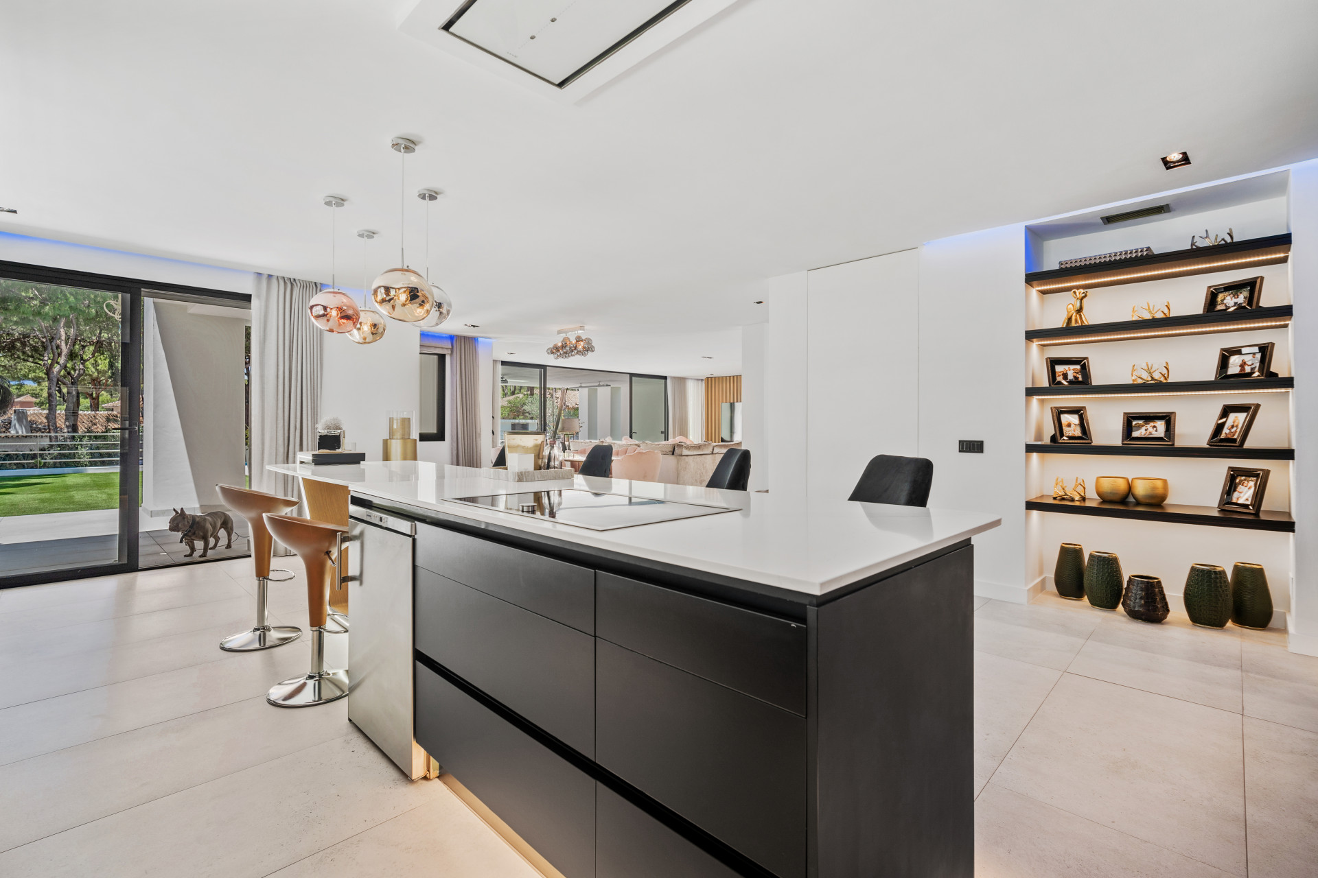 Lujosa Villa de 6 dormitorios en Hacienda las Chapas, Marbella Este — foto 8
