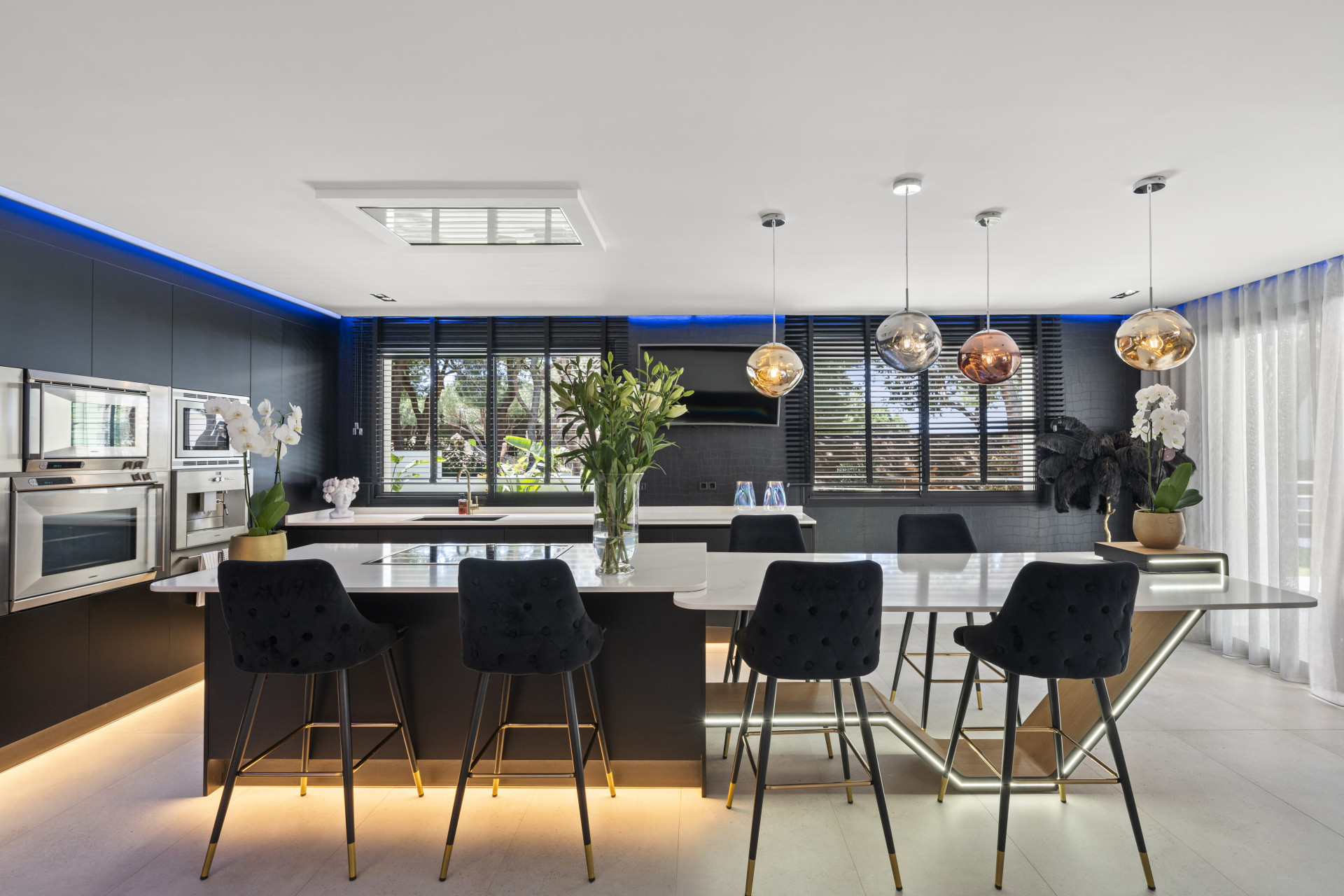 Lujosa Villa de 6 dormitorios en Hacienda las Chapas, Marbella Este — foto 6