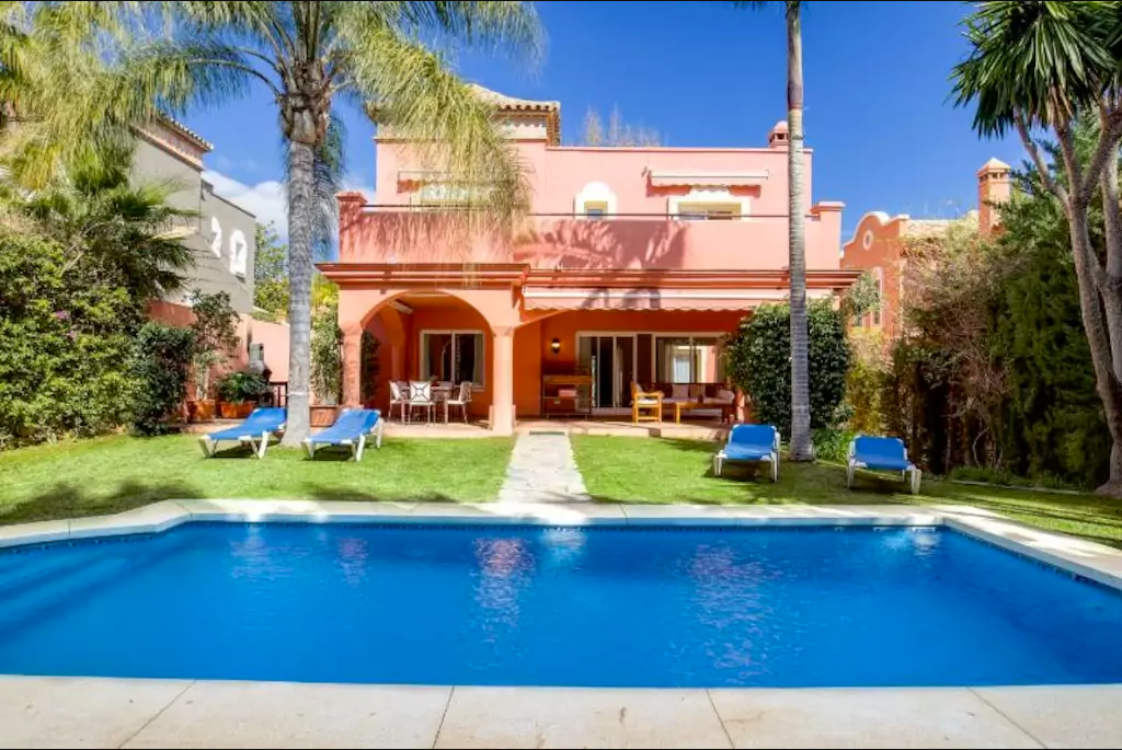 Villa in La Alzambra
