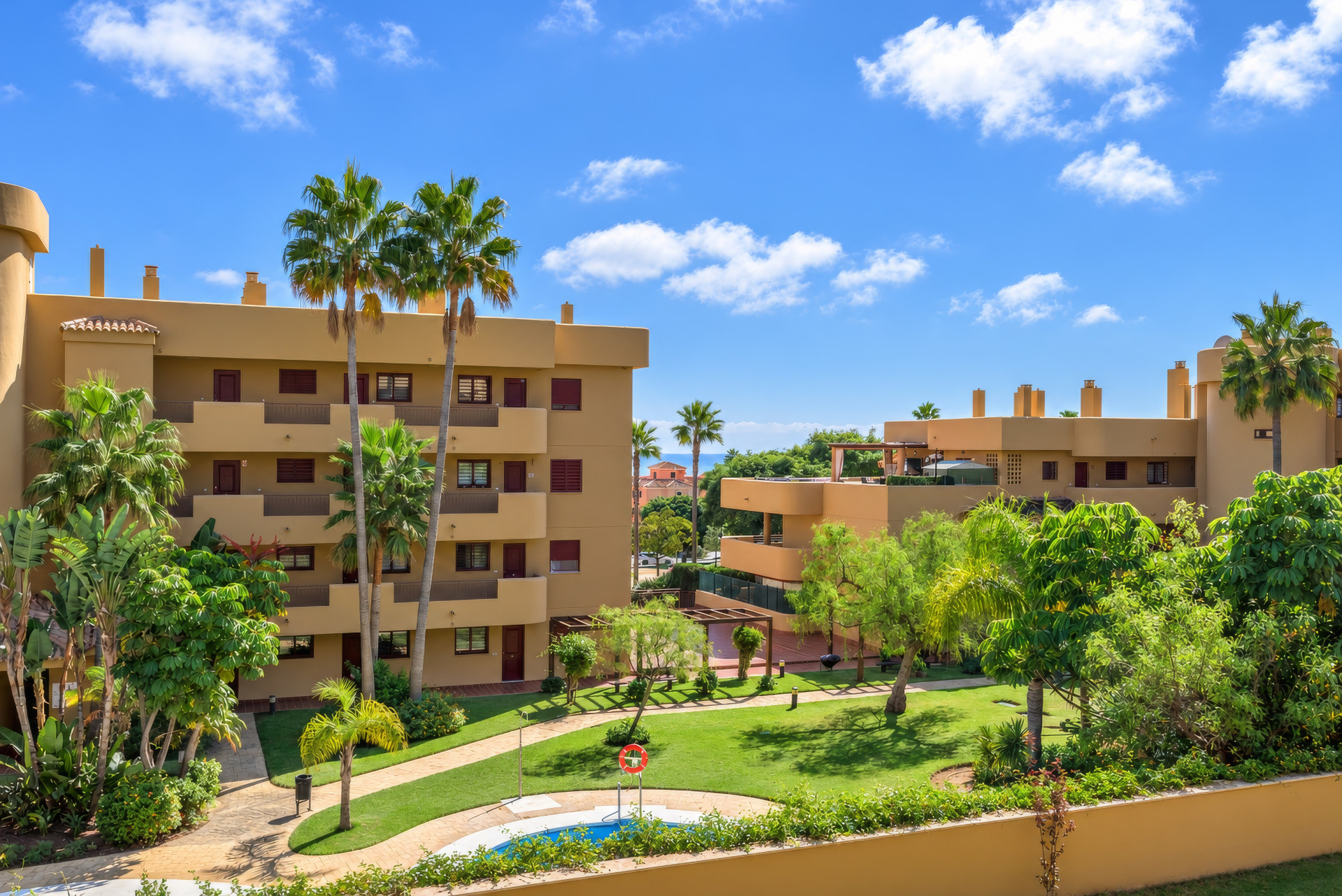 Apartment in La Cala De Mijas - Image 2