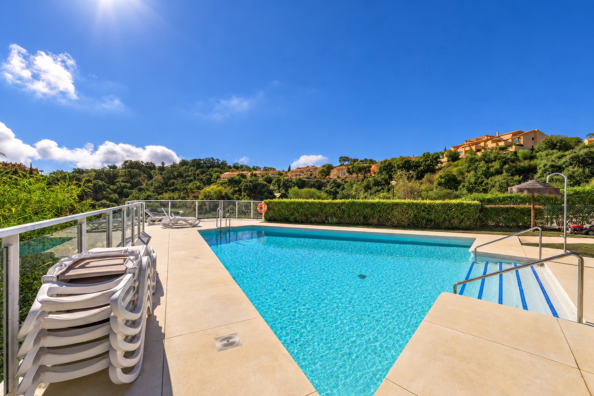 Apartment in Artola - view 1