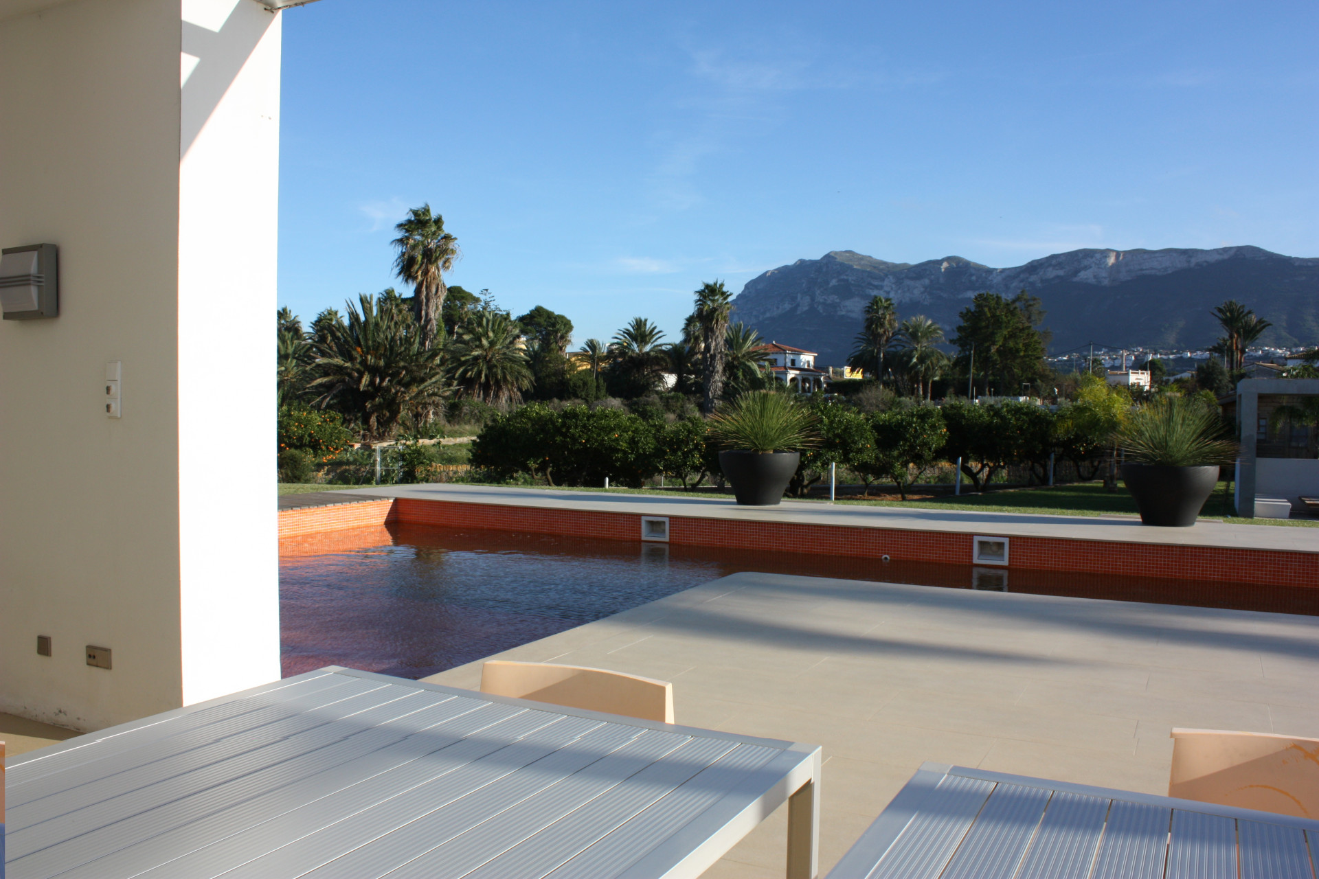 3 Dormitorios - Chalet independiente en Dénia - Reventa