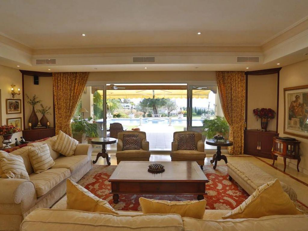 <b>Villa</b> con vistas al mar en <b>Nueva Andalucia</b> - 3