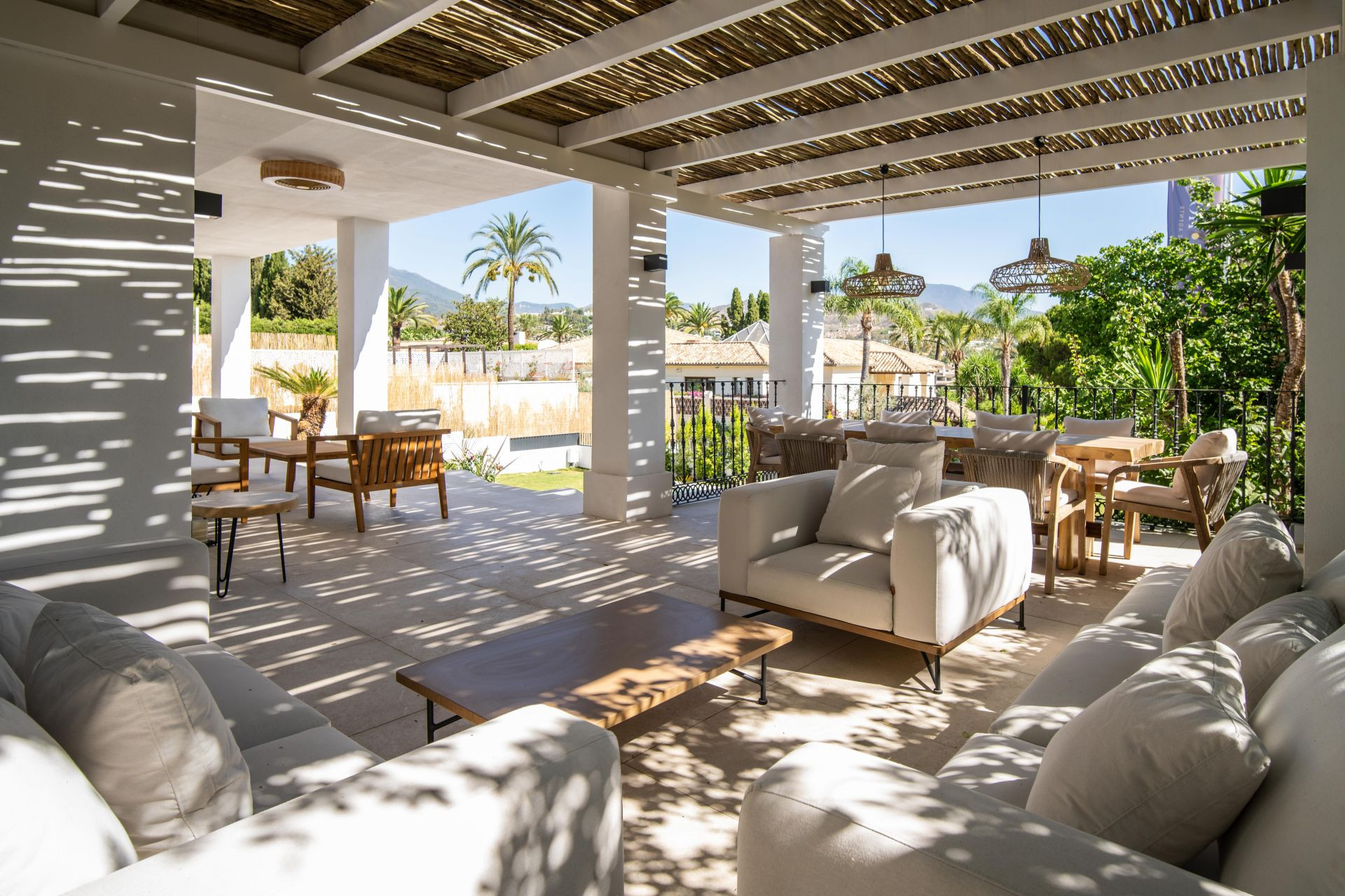 VILLA FOR SALE IN MARBELLA VILLA FOR SALE IN MARBELLA