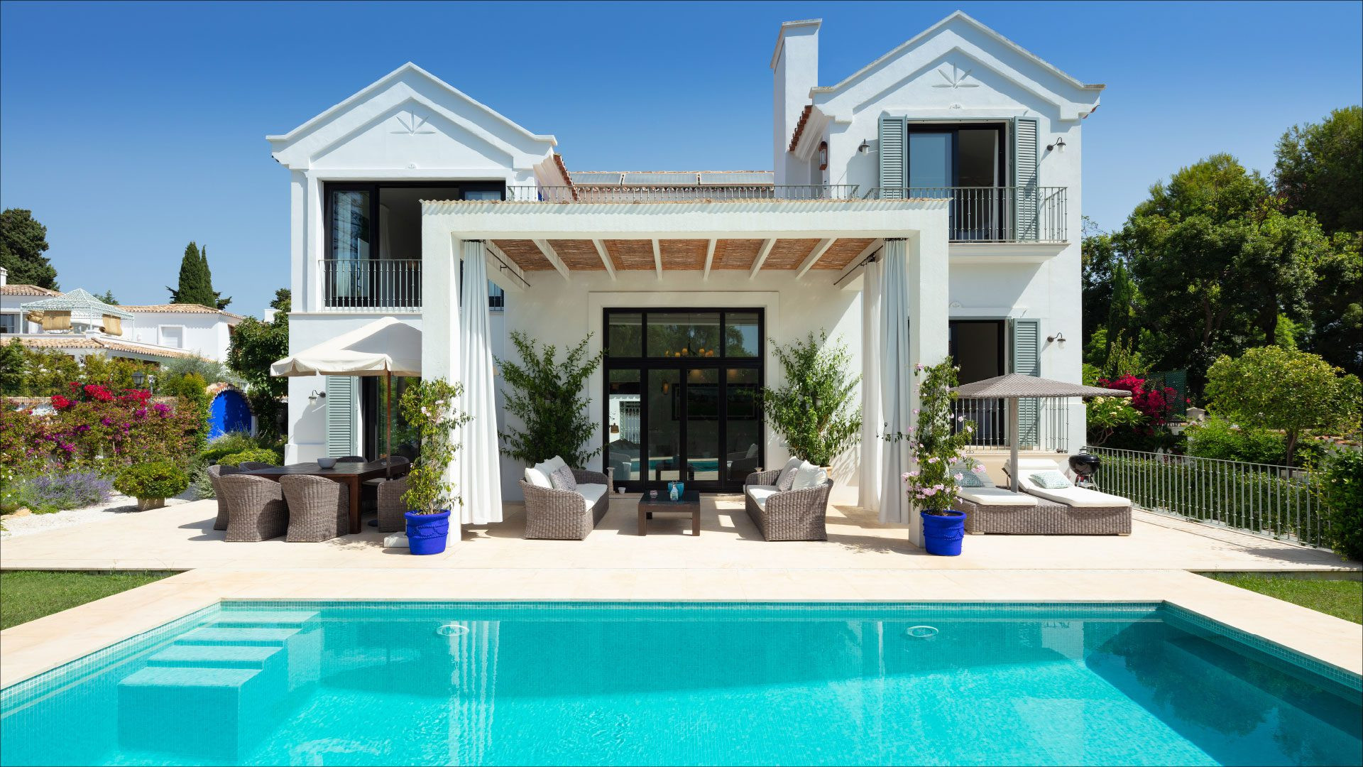 VILLA À LOUER À MARBELLA GOLDEN MILE VILLA À LOUER À MARBELLA GOLDEN MILE