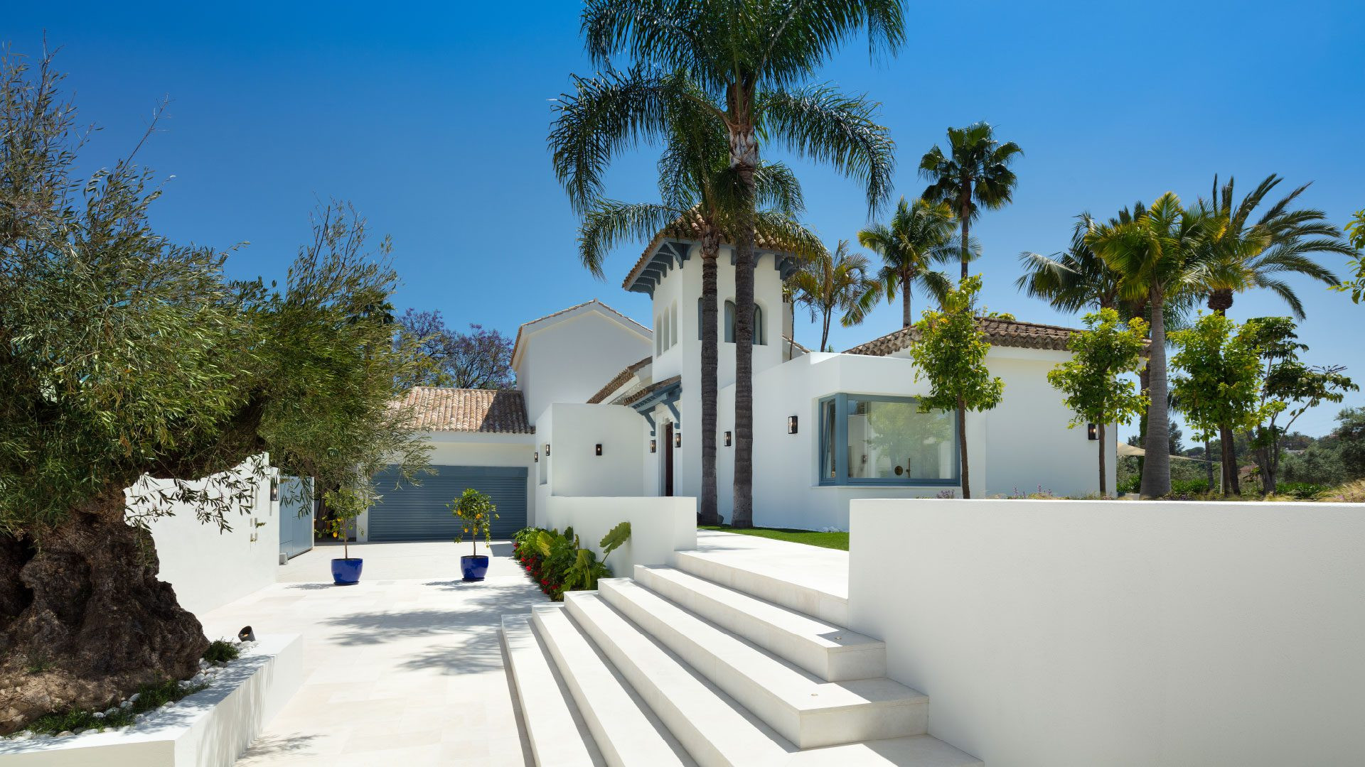 VILLA FOR RENT IN NUEVA ANDALUCIA VILLA FOR RENT IN NUEVA ANDALUCIA