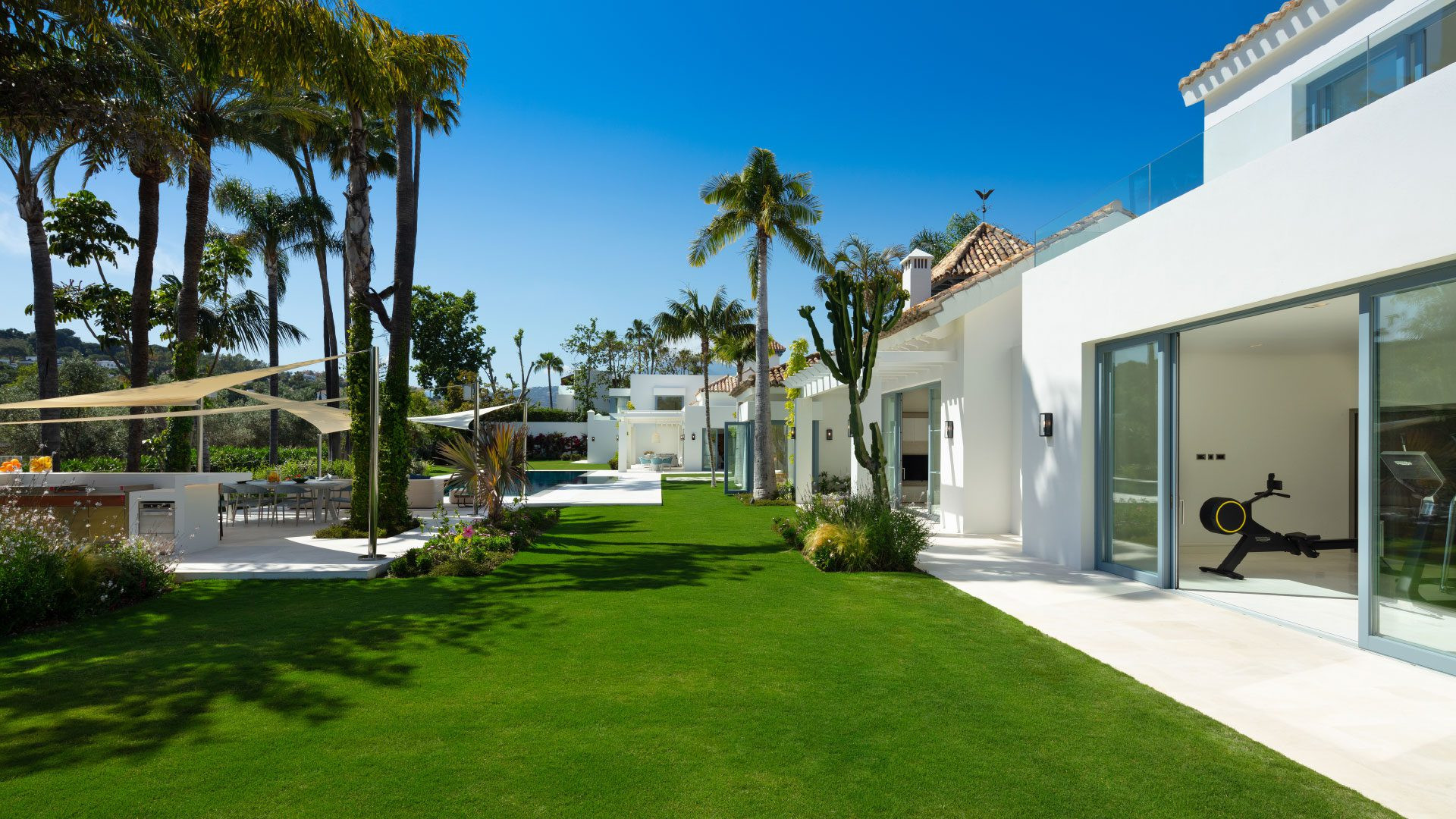 VILLA FOR RENT IN NUEVA ANDALUCIA VILLA FOR RENT IN NUEVA ANDALUCIA