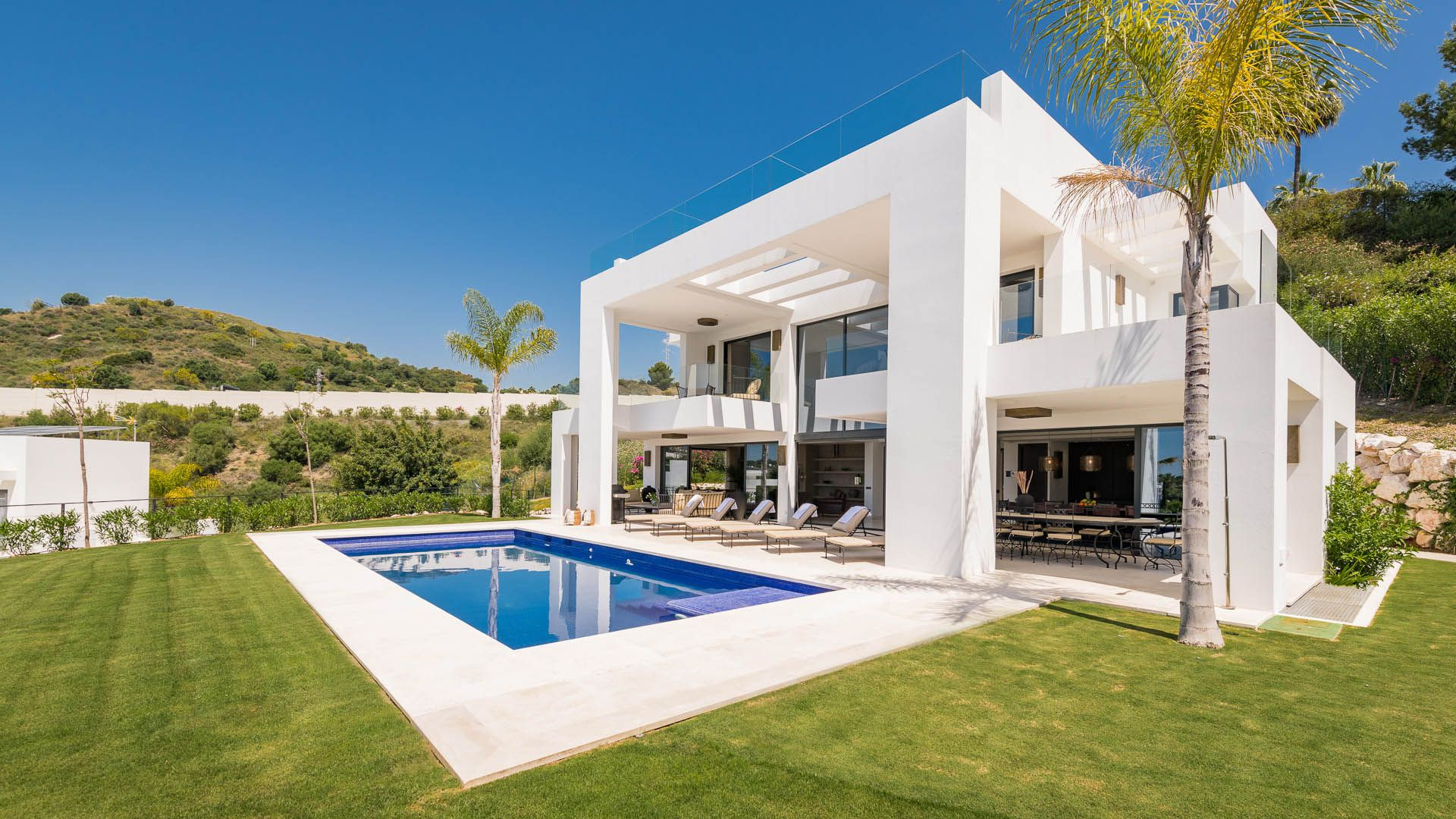 VILLA À LOUER À LOS OLIVOS VILLA À LOUER À LOS OLIVOS