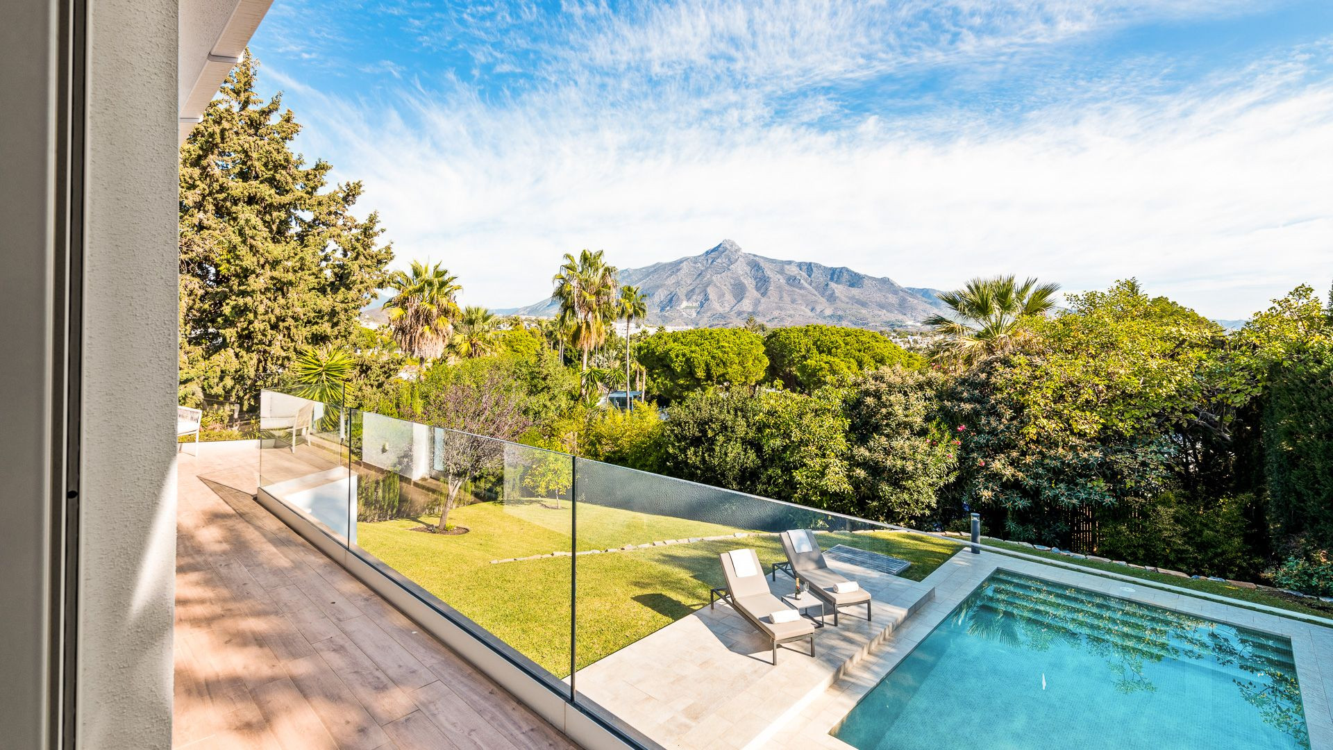 VILLA FOR RENT IN LAS BRISAS VILLA FOR RENT IN LAS BRISAS