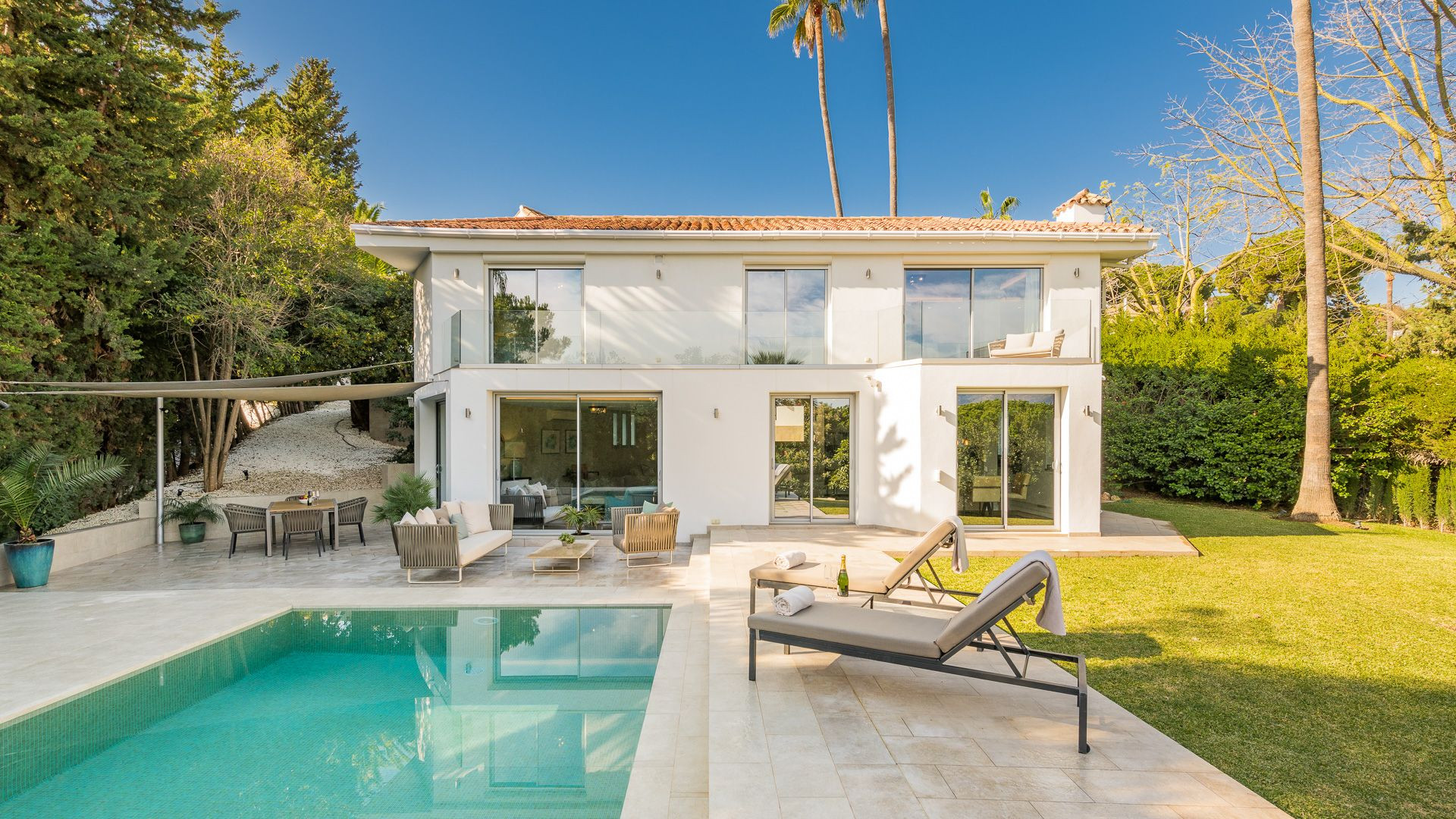 VILLA FOR RENT IN LAS BRISAS VILLA FOR RENT IN LAS BRISAS
