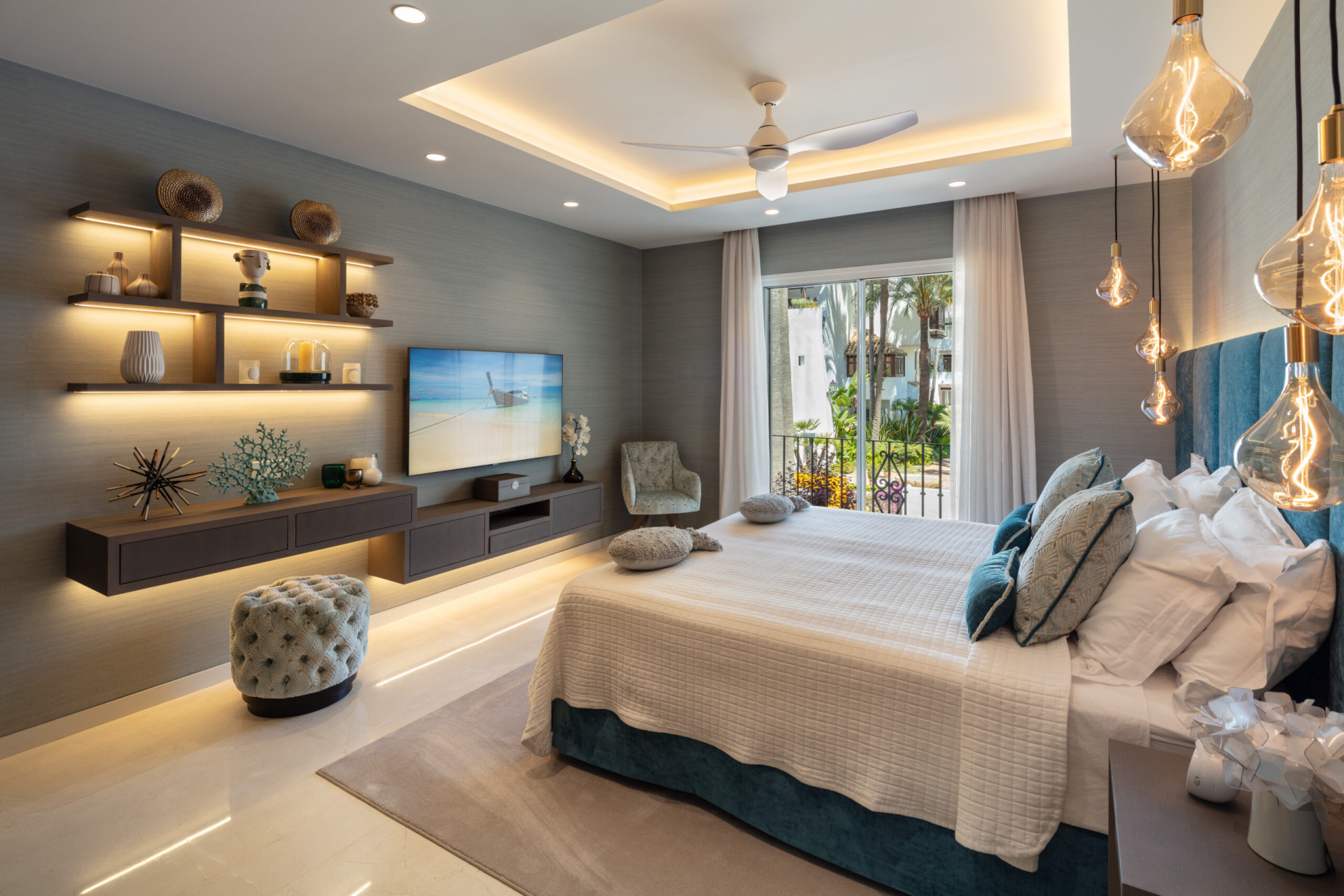 PENTHOUSE FOR SALE IN PUENTE ROMANO PENTHOUSE FOR SALE IN PUENTE ROMANO