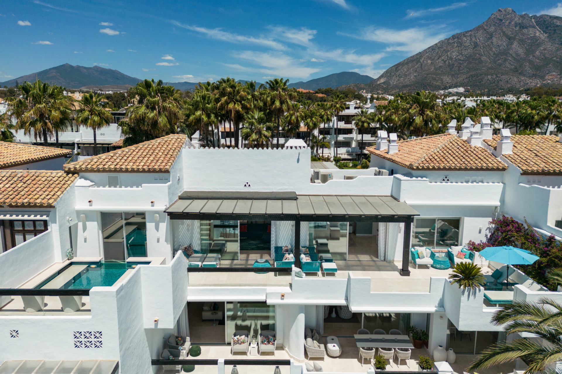 PENTHOUSE FOR SALE IN PUENTE ROMANO PENTHOUSE FOR SALE IN PUENTE ROMANO
