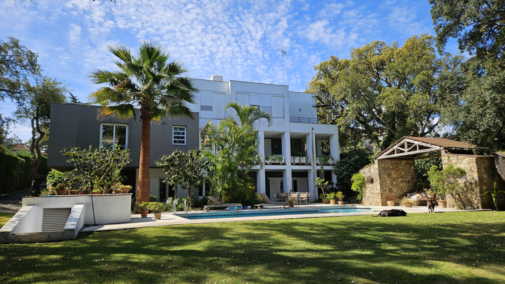 Spacious Villa in Sotogrande with Private Garden and Swimming Pool