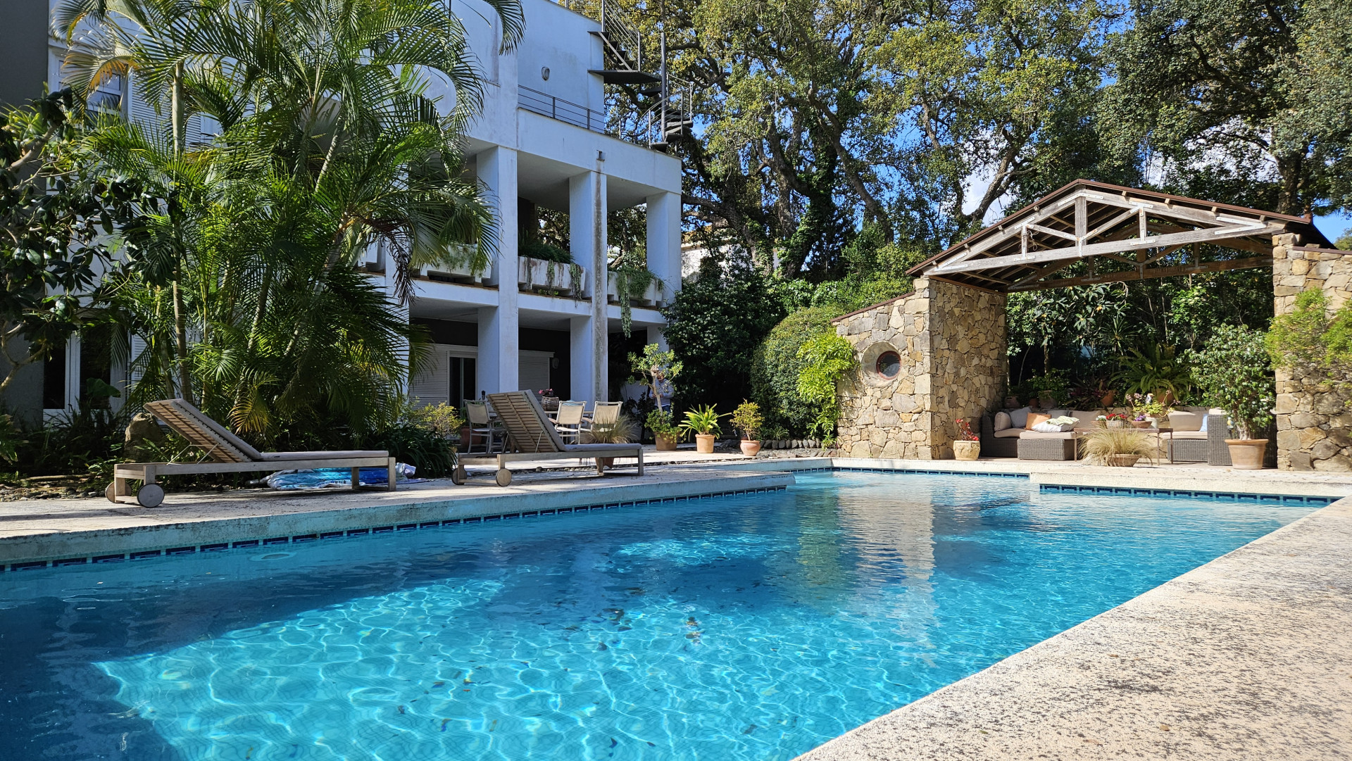 Spacious Villa in Sotogrande with Private Garden and Swimming Pool