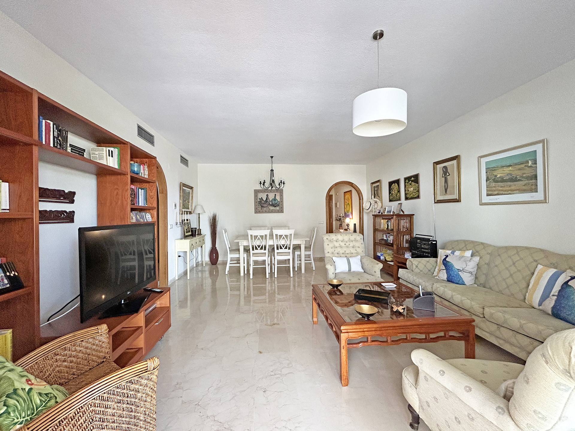 КВАРТИРЫ en Marbella · Marbella-Golden-Mile 699000€