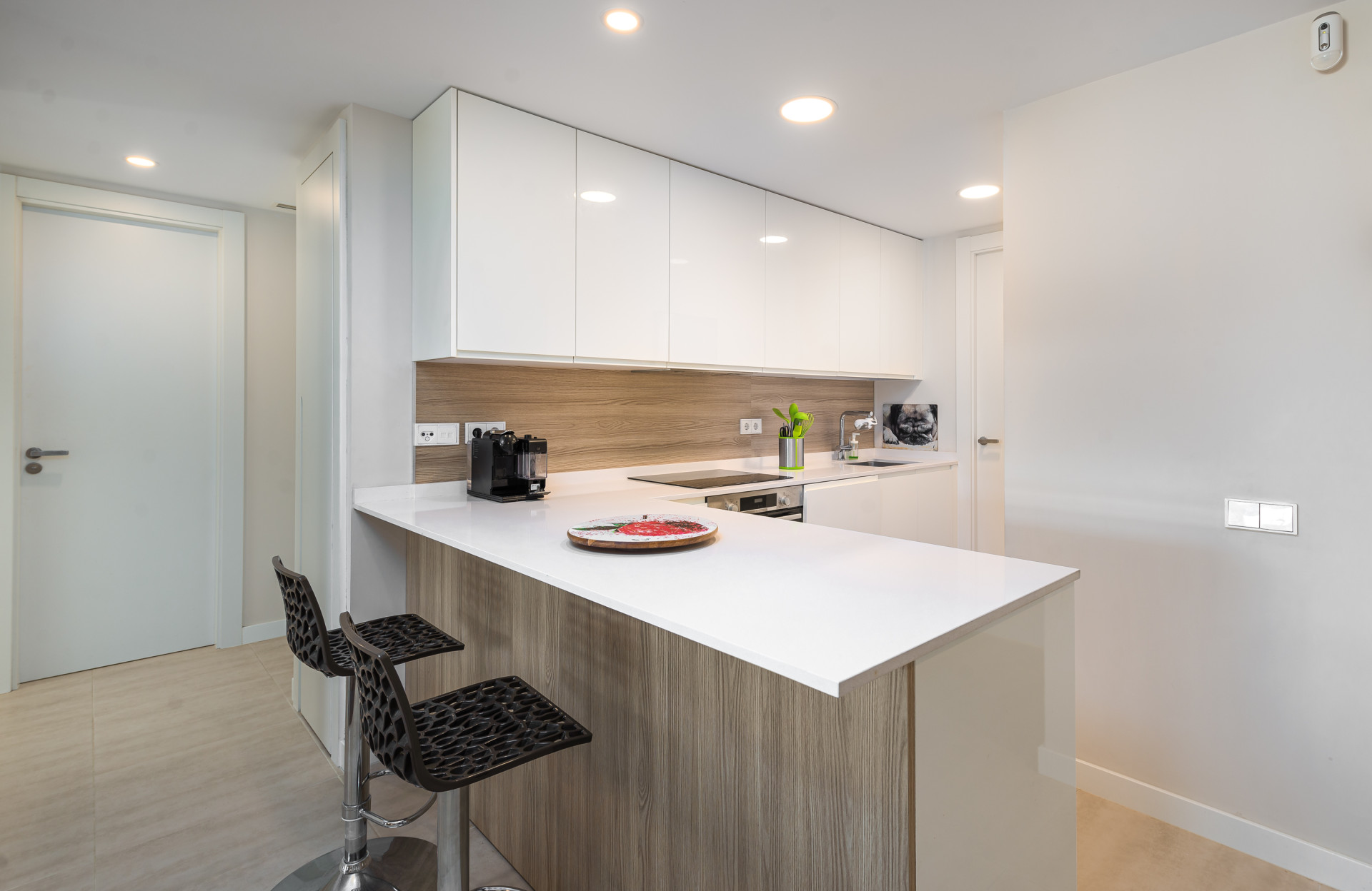 Brand New Modern Apartment with Top Amenities in Selwo Estepona