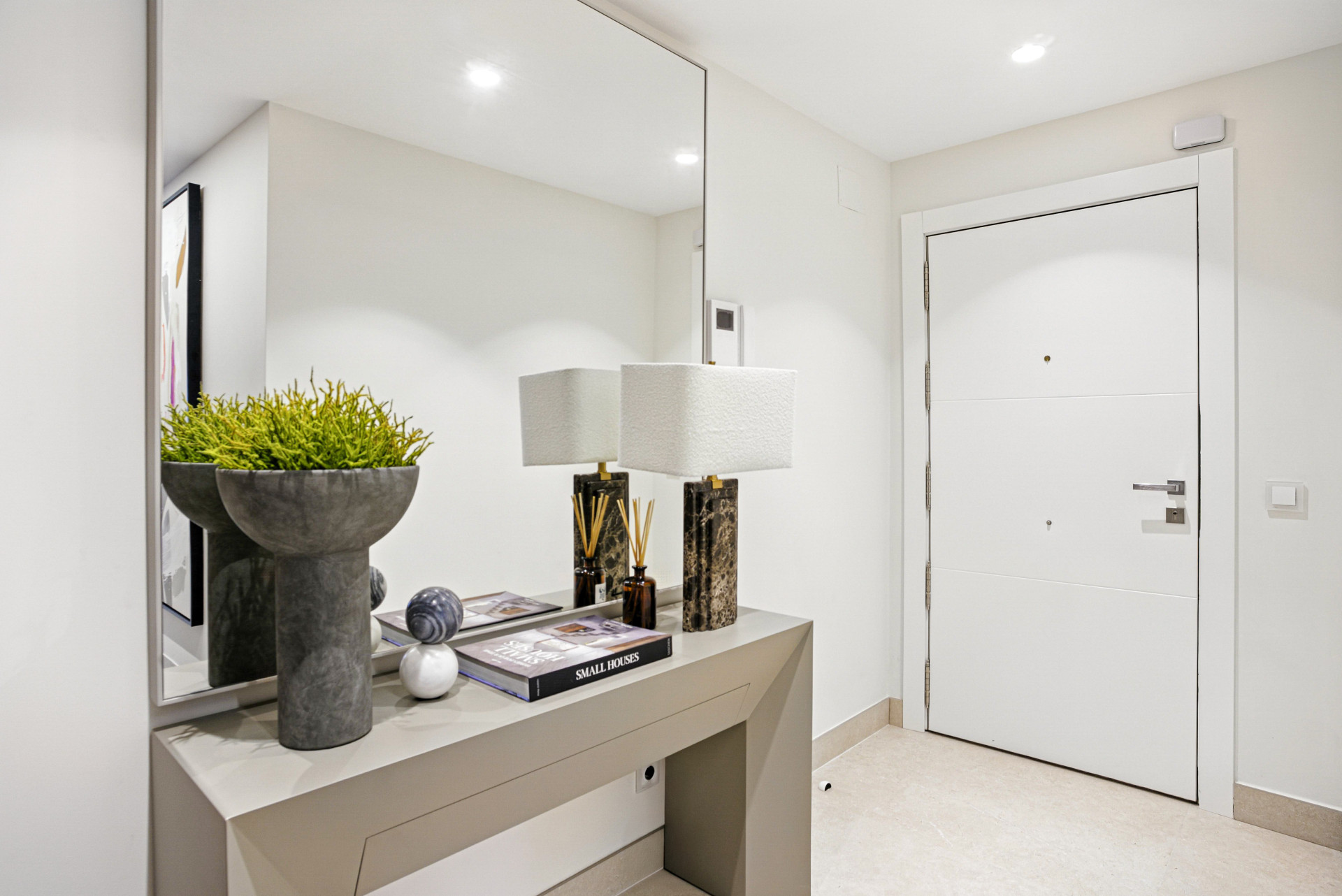 apartmento-planta-baja en estepona · estepona-east---menara-beach 2350000€