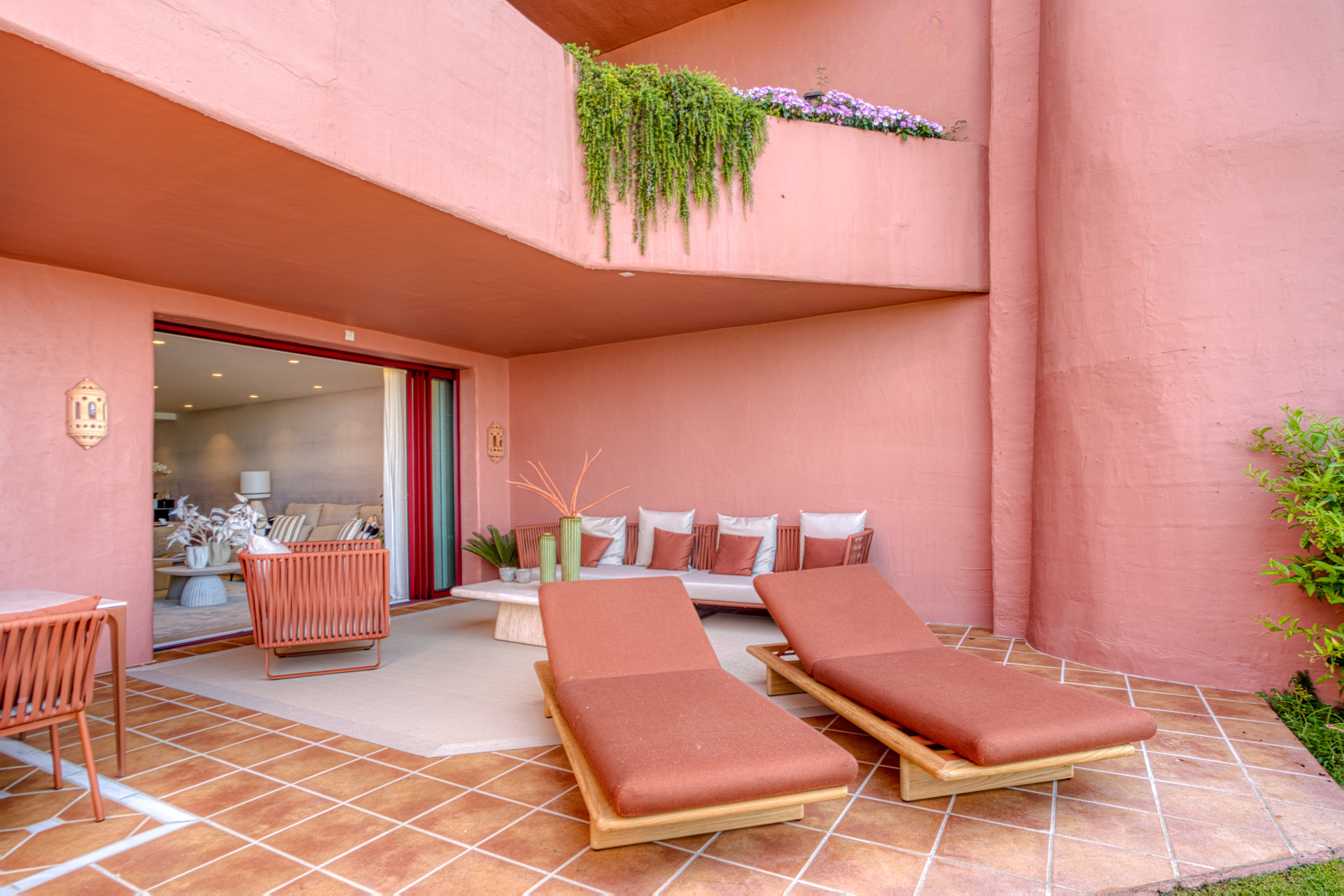 apartmento-planta-baja en estepona · estepona-east---menara-beach 2350000€