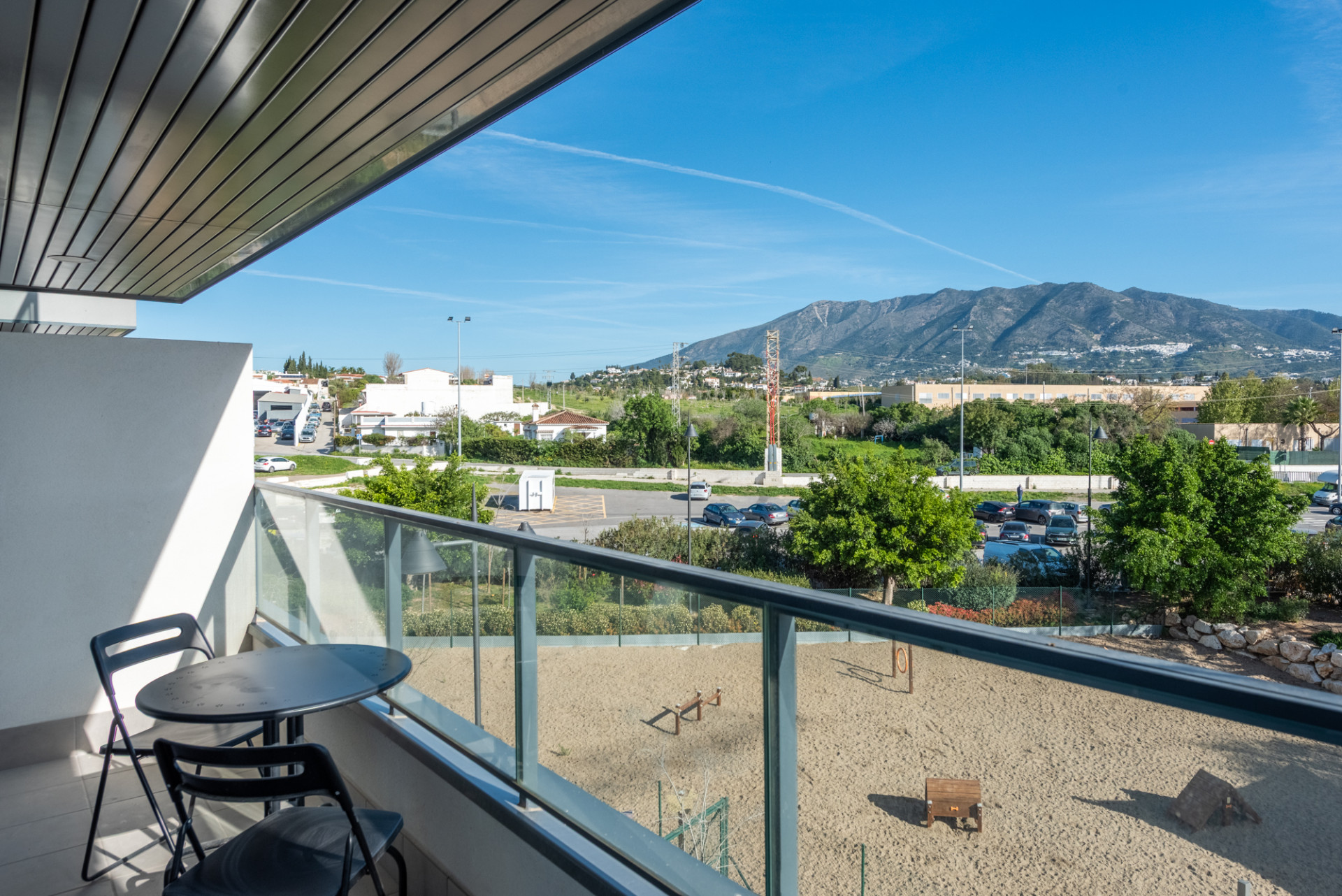 Apartamento de 3 dormitorios a estrenar en Las Lagunas, Mijas Costa