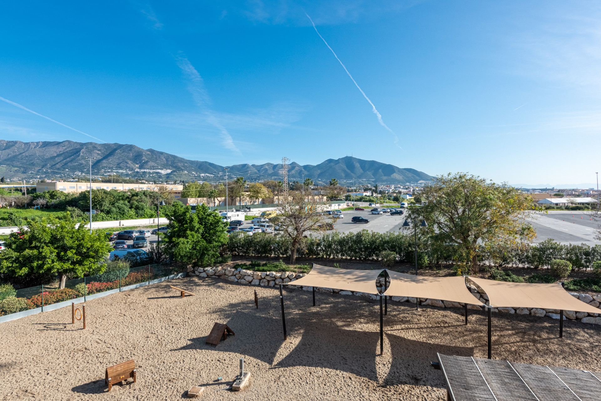 Apartamento de 3 dormitorios a estrenar en Las Lagunas, Mijas Costa