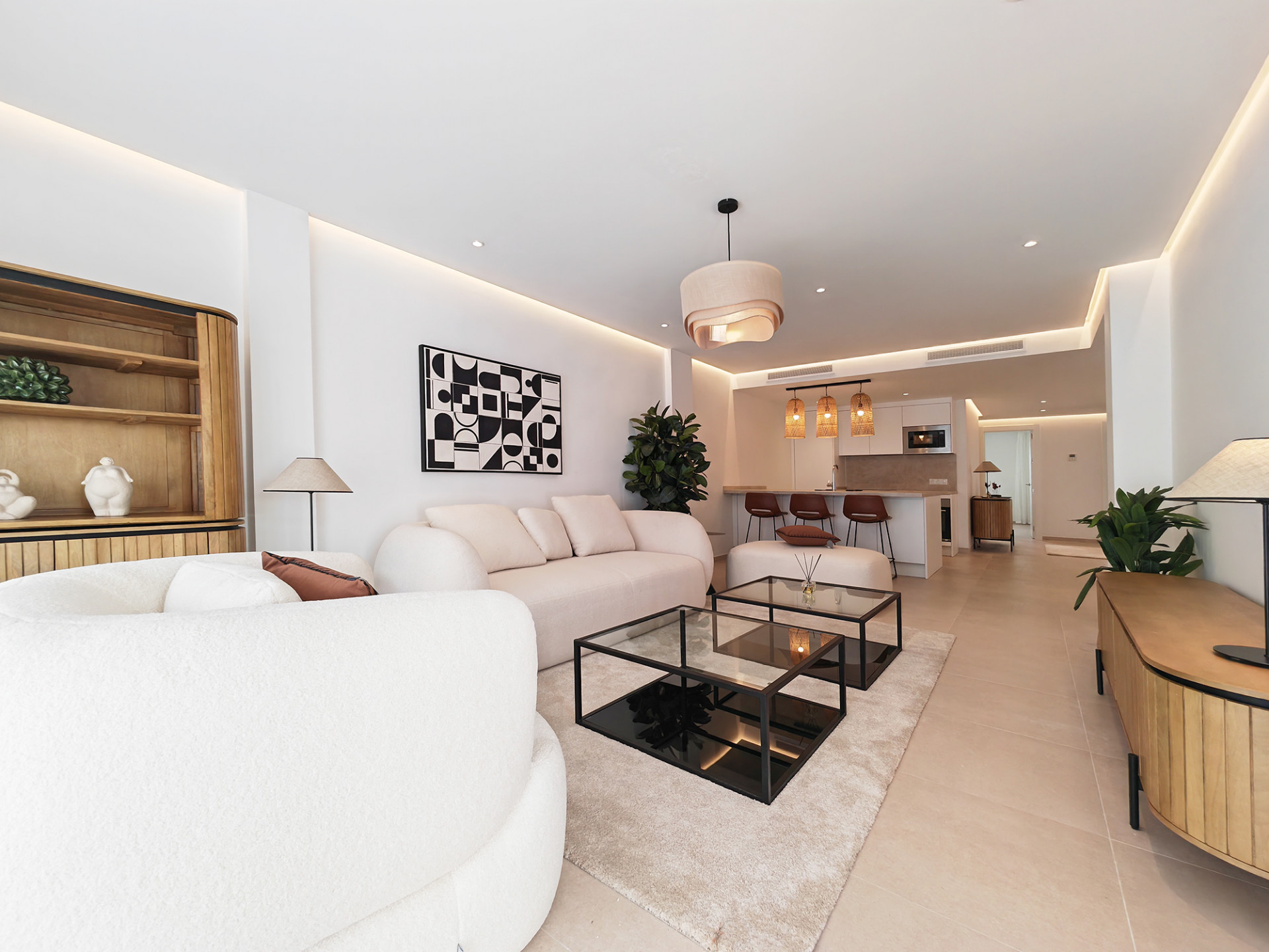 Stunning ground floor apartment for sale in Nueva Andalucia, Marbella