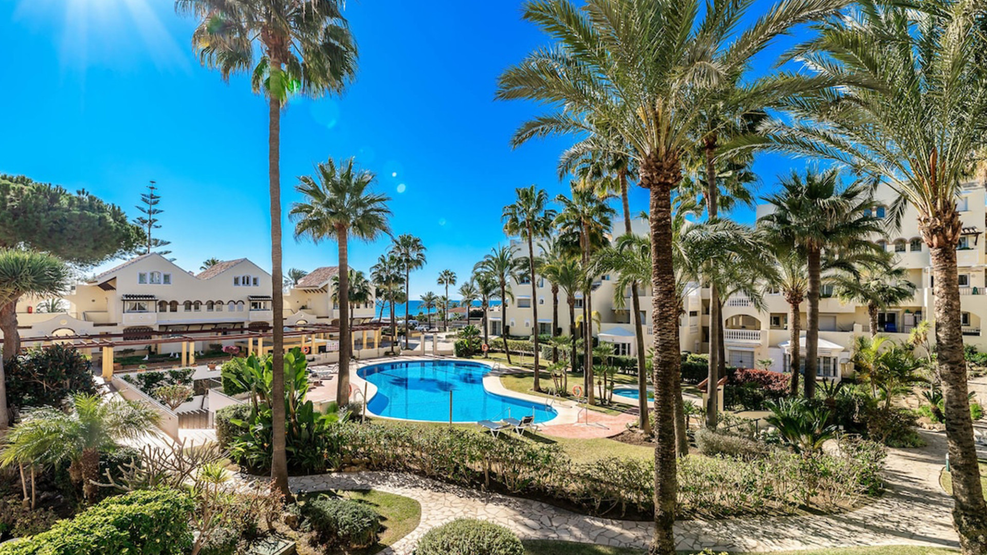 Stunning beachside apartment for sale in Elviria, Marbella