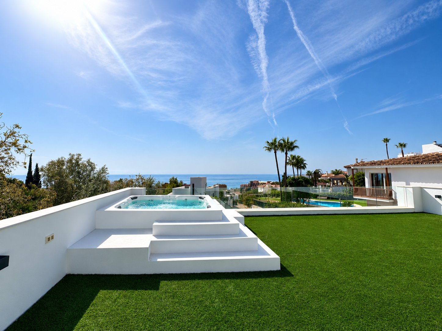 Luxury contemporary villa for sale in La Capellania, Benalmadena with spectacular sea views and private pool