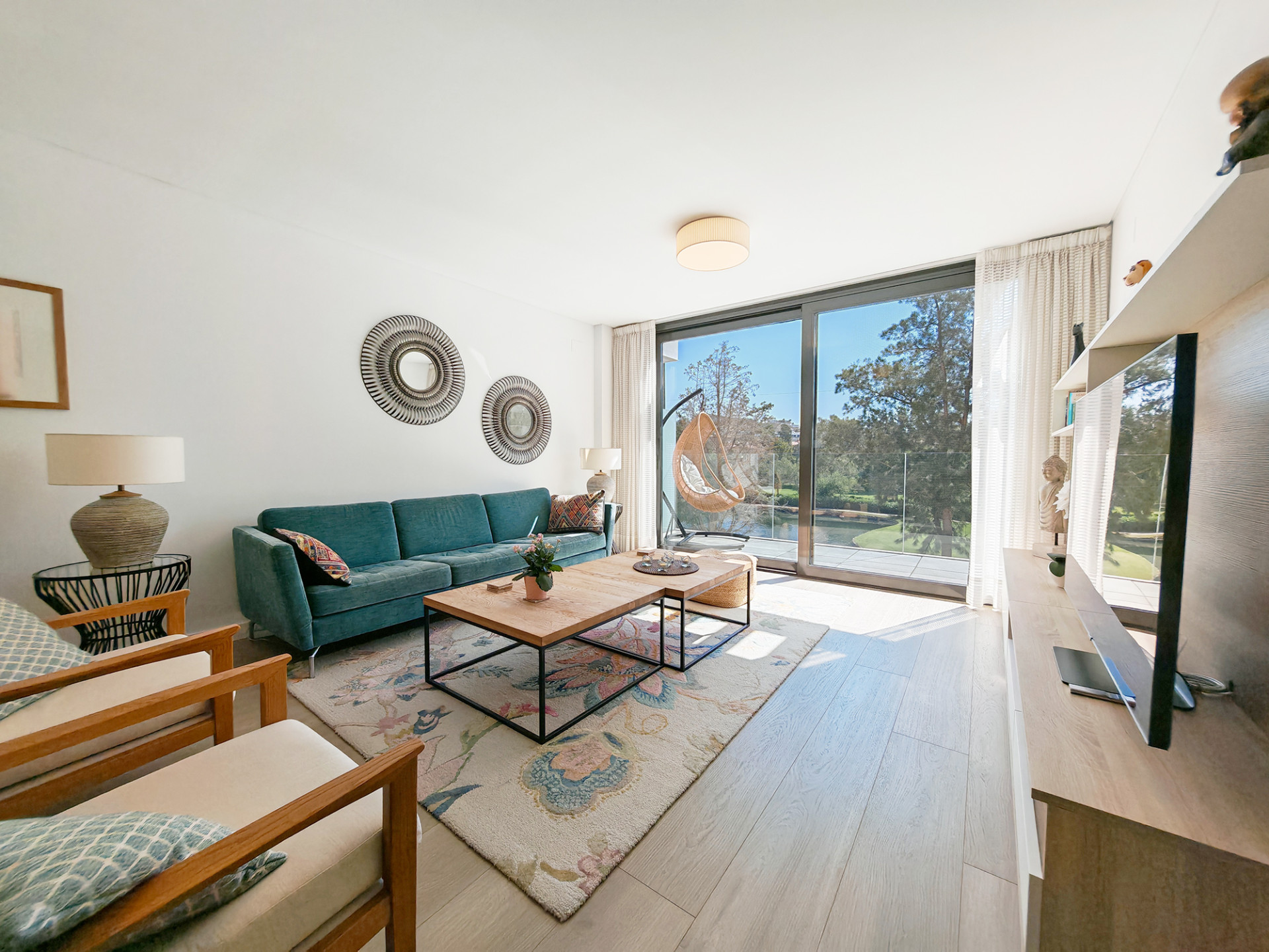 Stunning frontline golf apartment for sale in La Cala de Mijas, Mijas Costa with golf and lake views