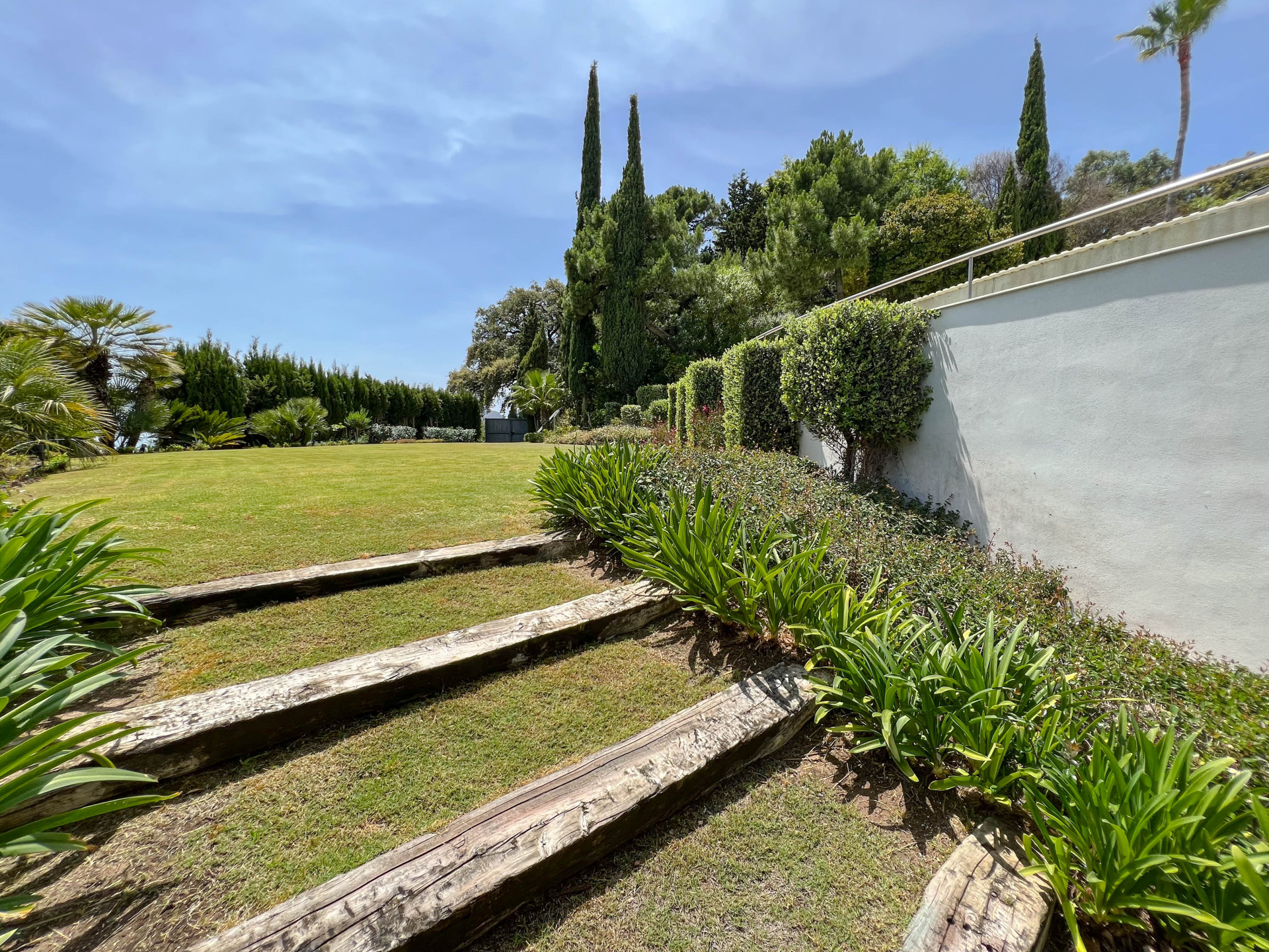 Fantastic modern villa with amazing panoramic sea views in La Zagaleta