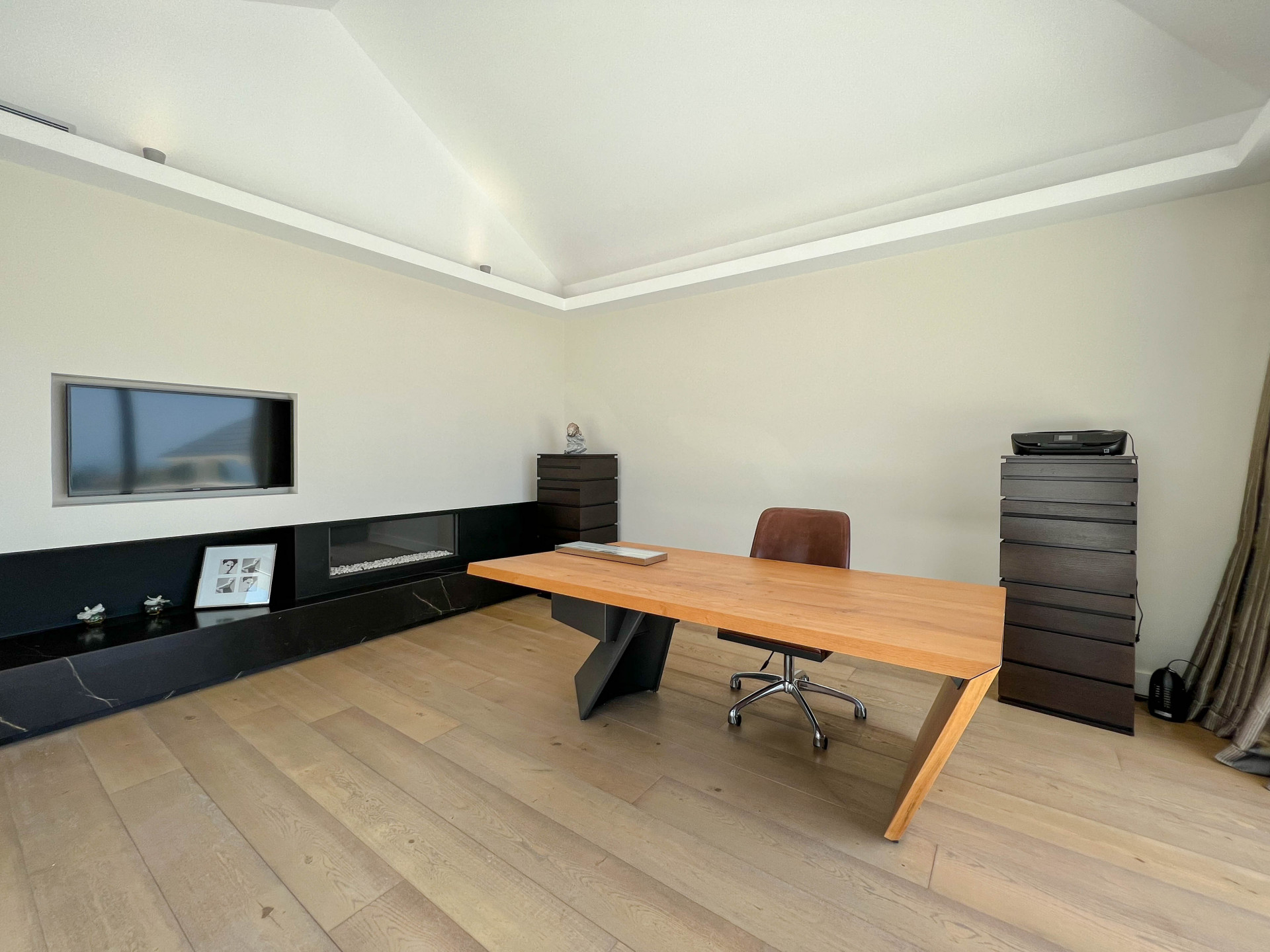 Fantastic modern villa with amazing panoramic sea views in La Zagaleta