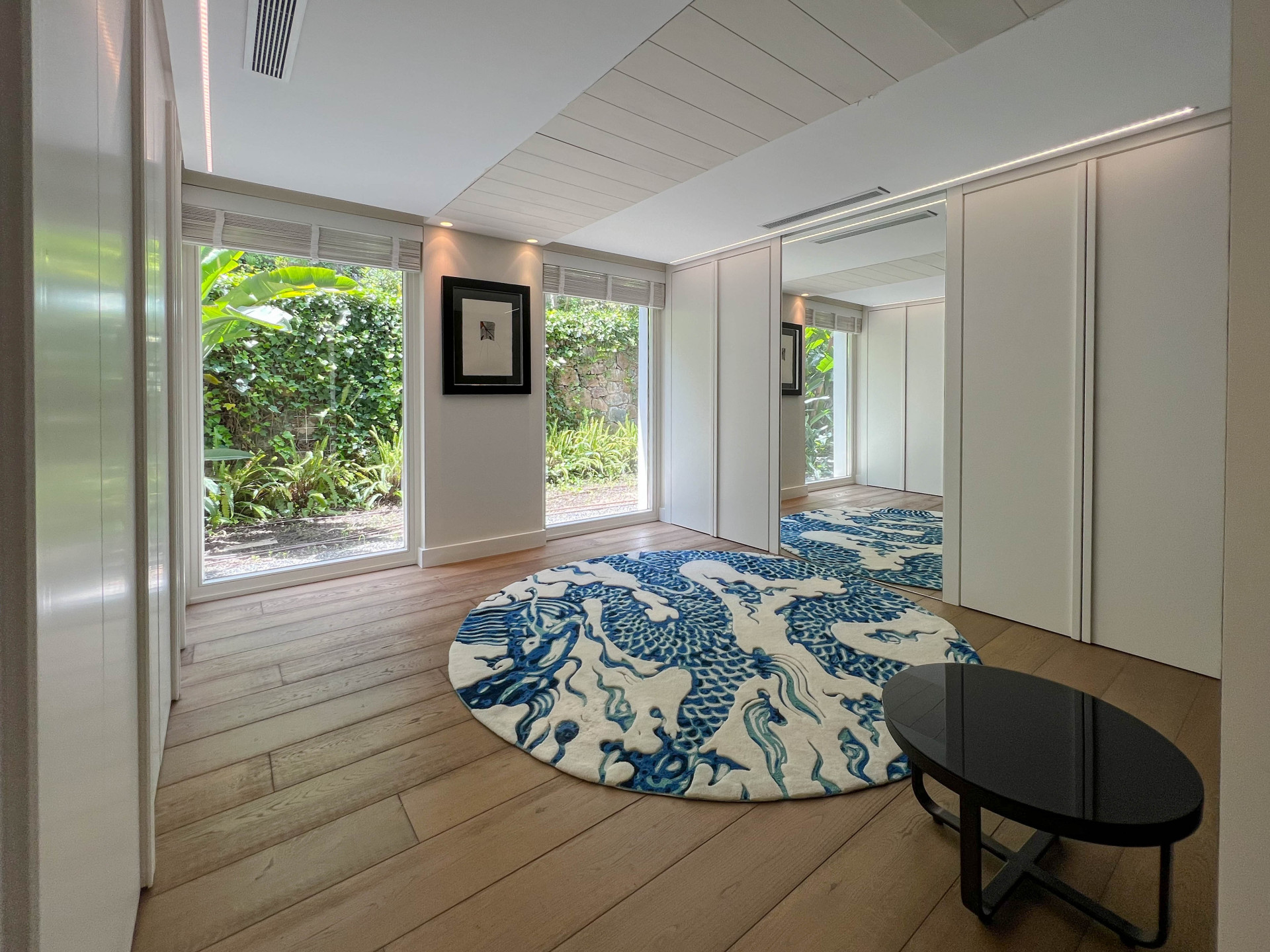 Fantastic modern villa with amazing panoramic sea views in La Zagaleta