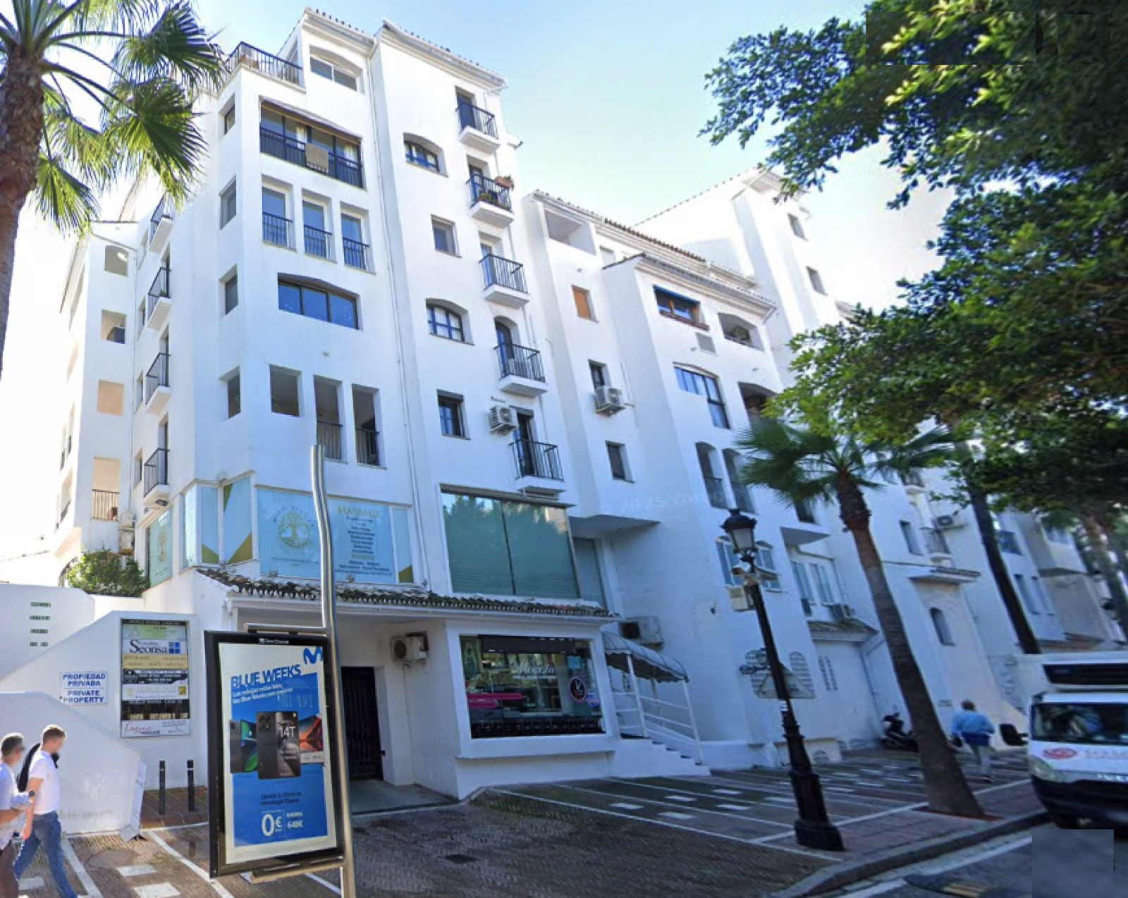Apartment · Marbella - Puerto Banus — 1