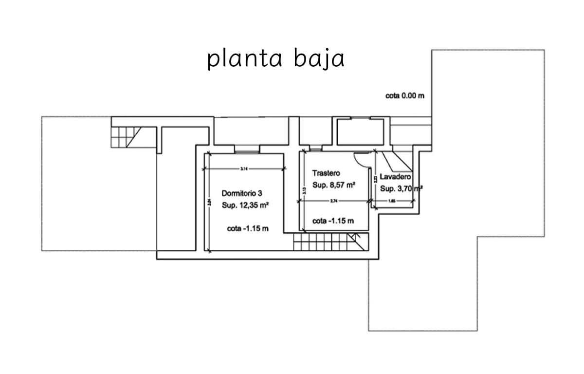 Semi Detached House 3 Bedrooms 2 Bathrooms in Estepona, Costa del Sol