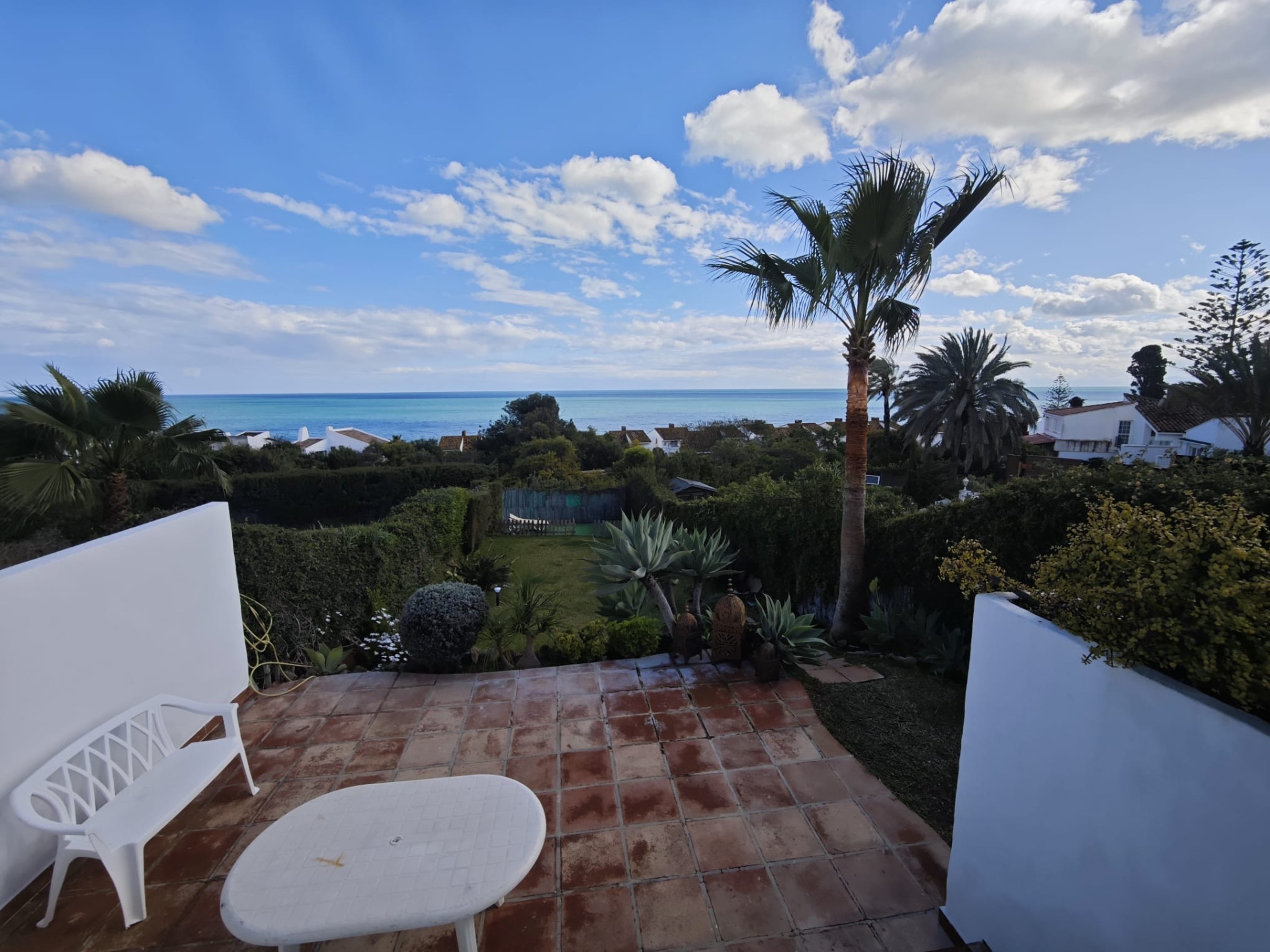 Semi Detached House 3 Bedrooms 2 Bathrooms in Estepona, Costa del Sol