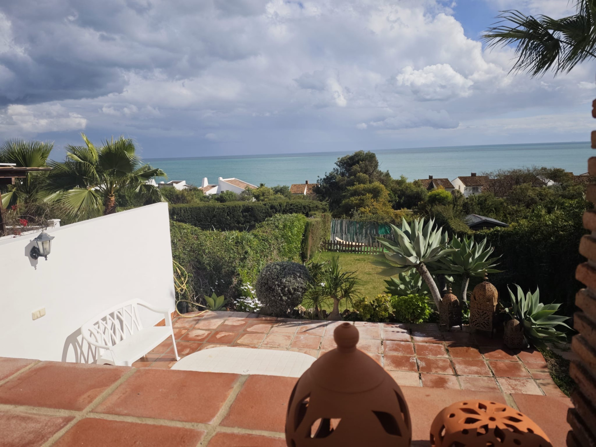 Semi Detached House 3 Bedrooms 2 Bathrooms in Estepona, Costa del Sol