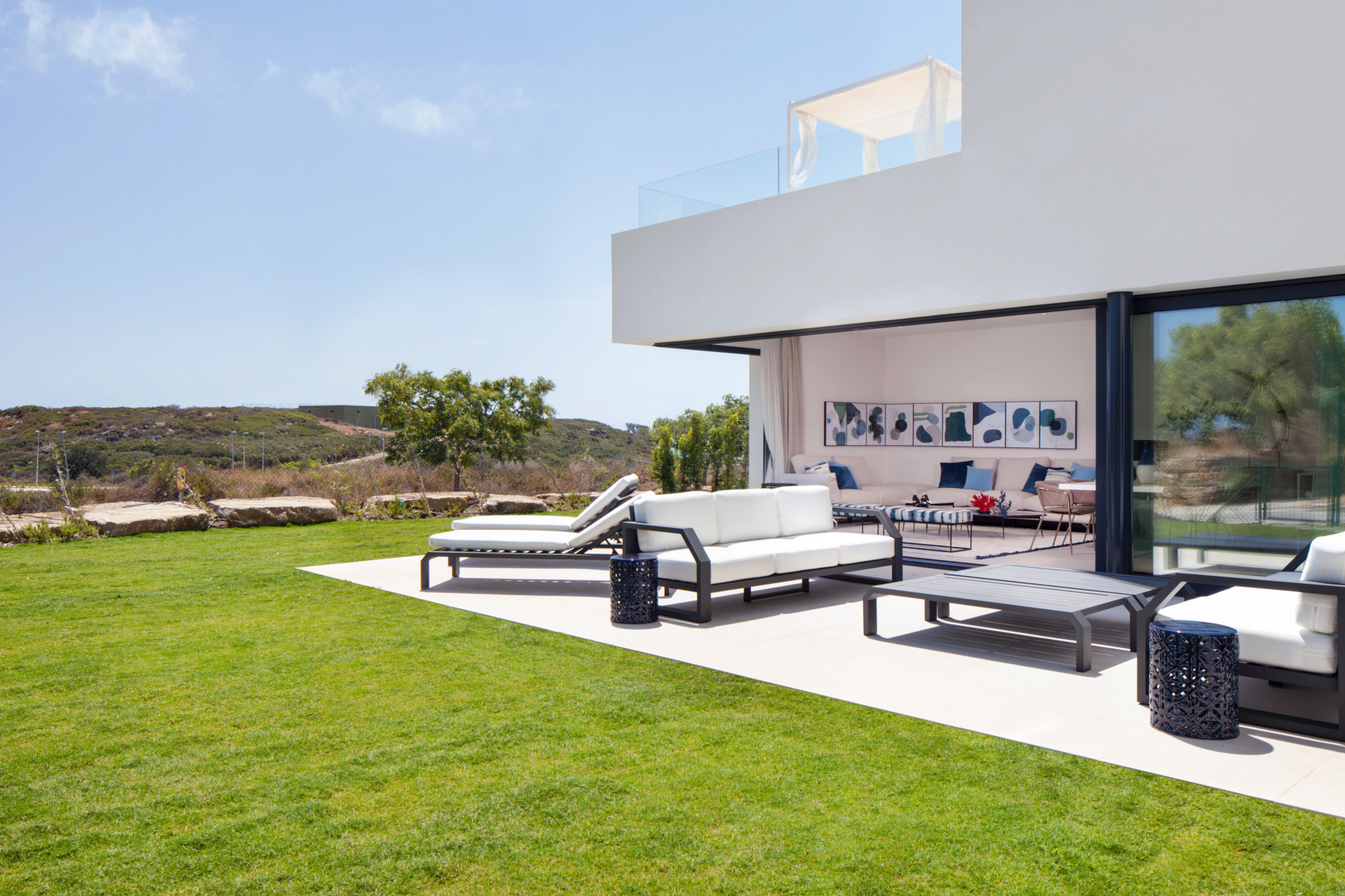 Apartment 2 Bedrooms 2 Bathrooms in Casares, Costa del Sol
