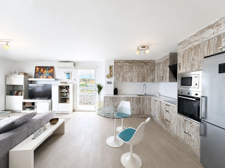Apartment 3 Bedrooms 2 Bathrooms in Sotogrande, Costa del Sol