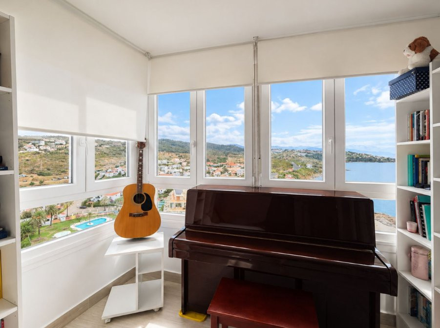 Apartment 3 Bedrooms 2 Bathrooms in Sotogrande, Costa del Sol