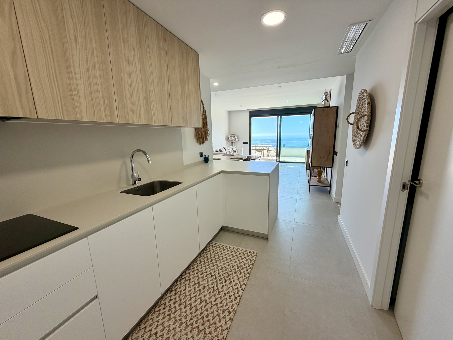 Apartment 2 Bedrooms 2 Bathrooms in Marbella, Costa del Sol